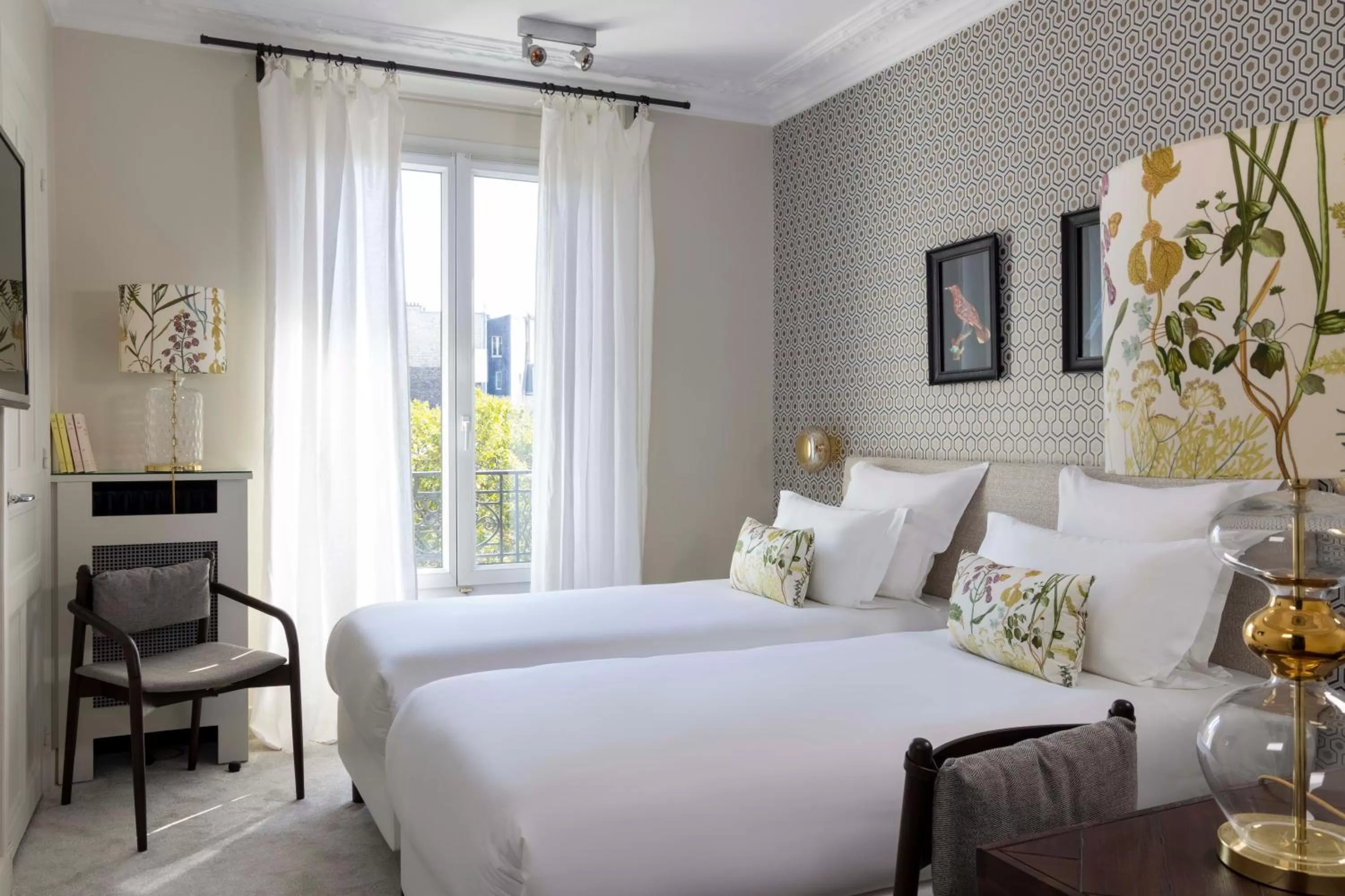 Bed in Hôtel de Banville