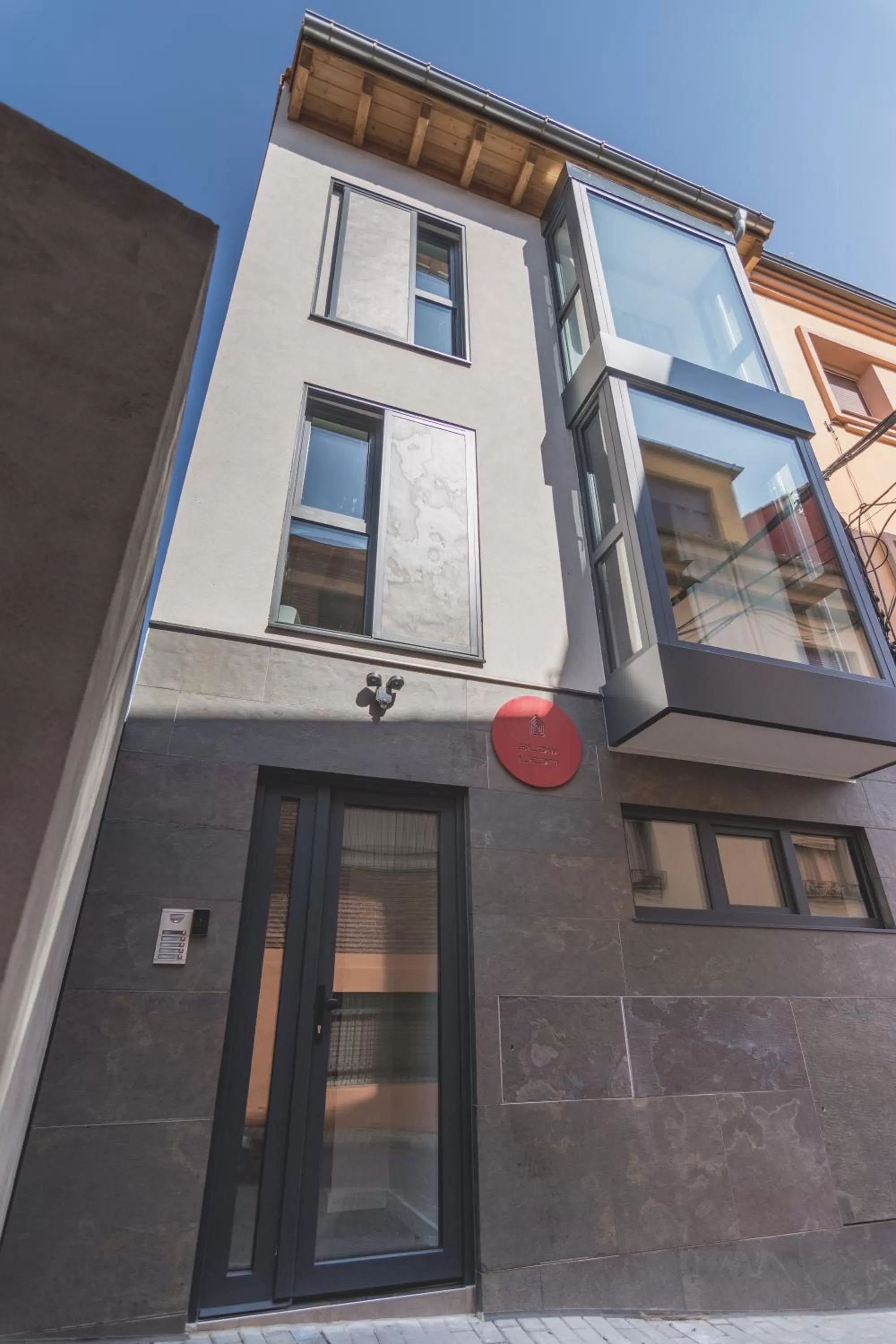 Property building in Slow León Apartamentos Turísticos