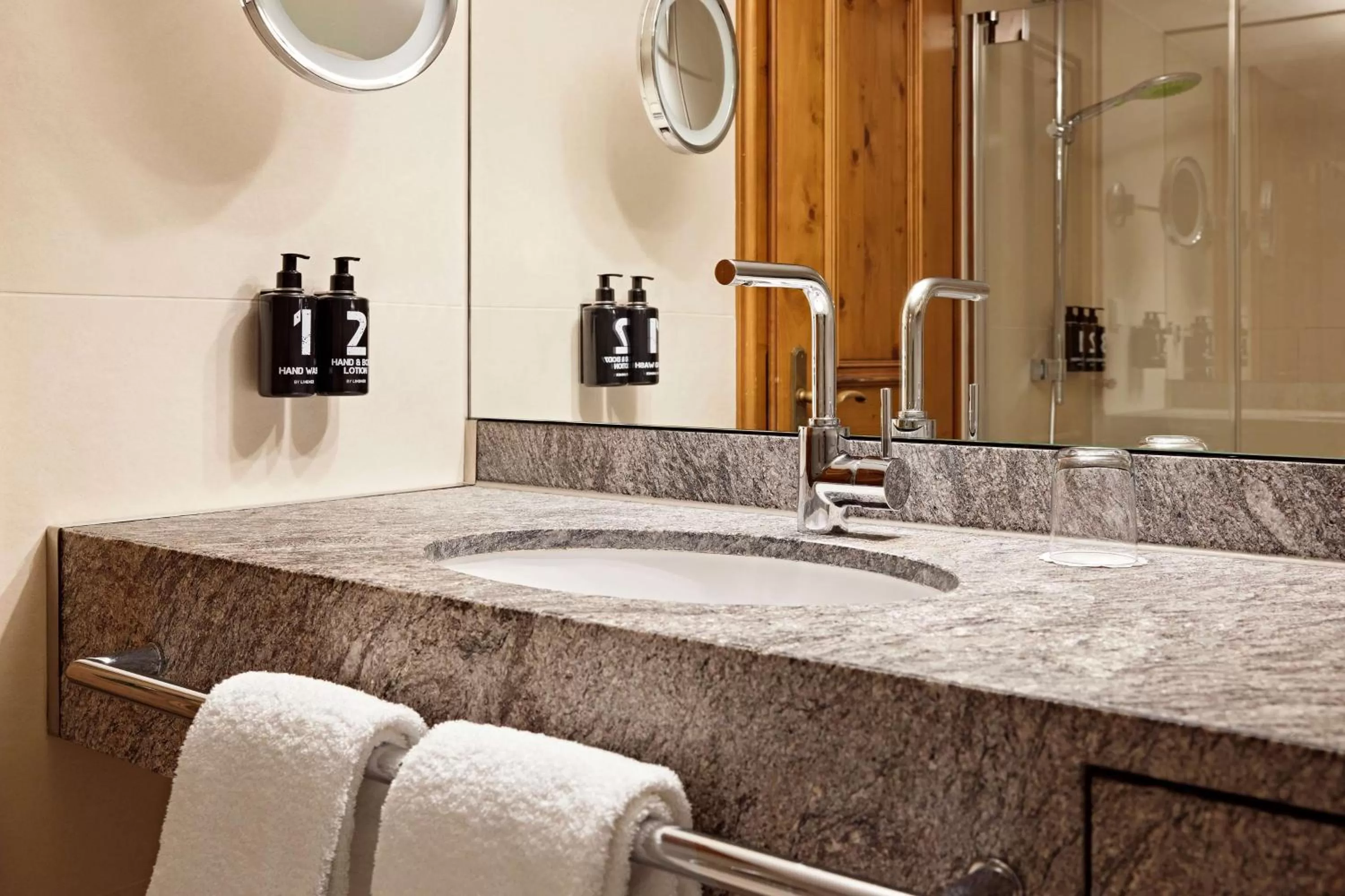 Bathroom in Parkhotel Oberstaufen