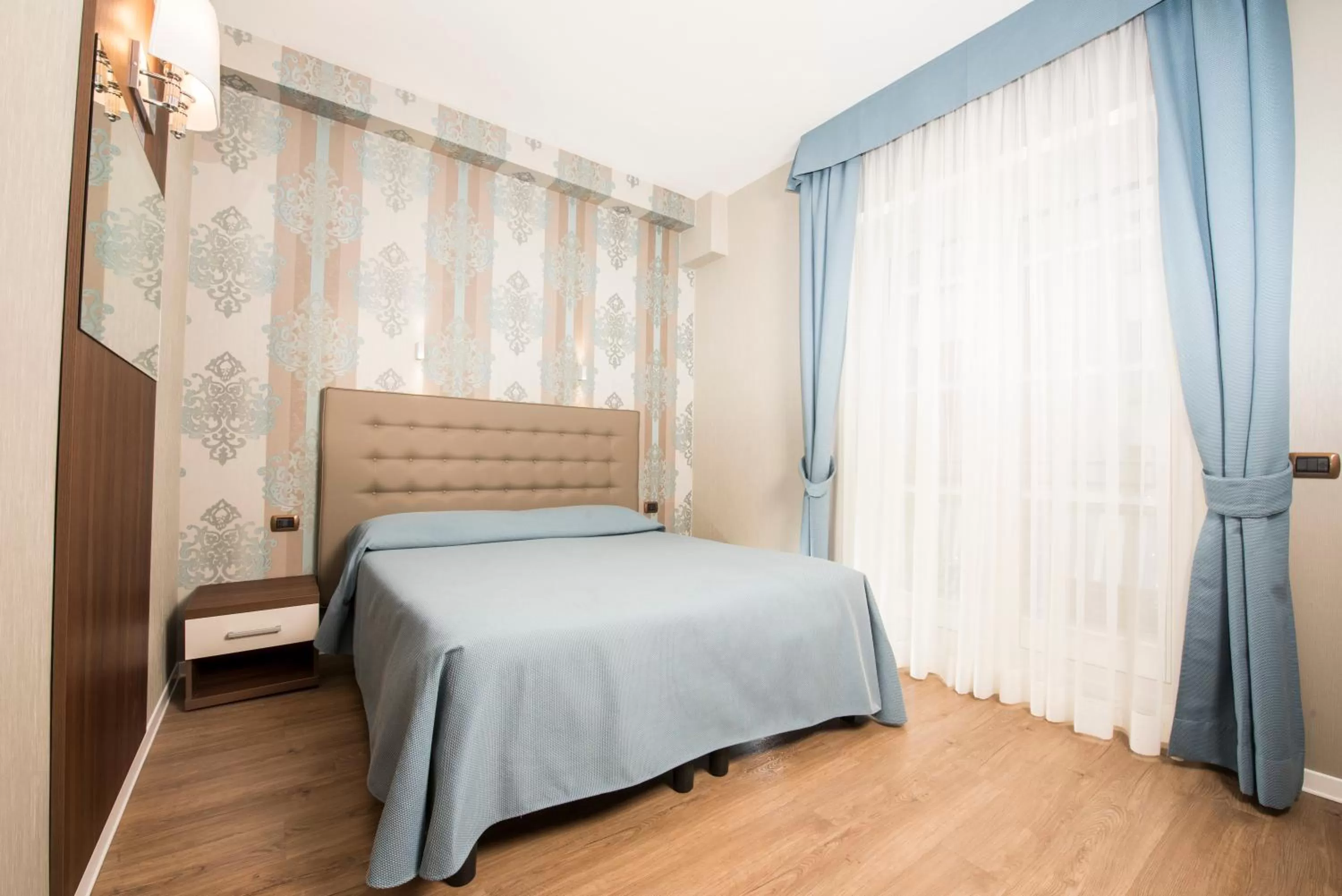 Bed in Bed & Breakfast Armonie Romane