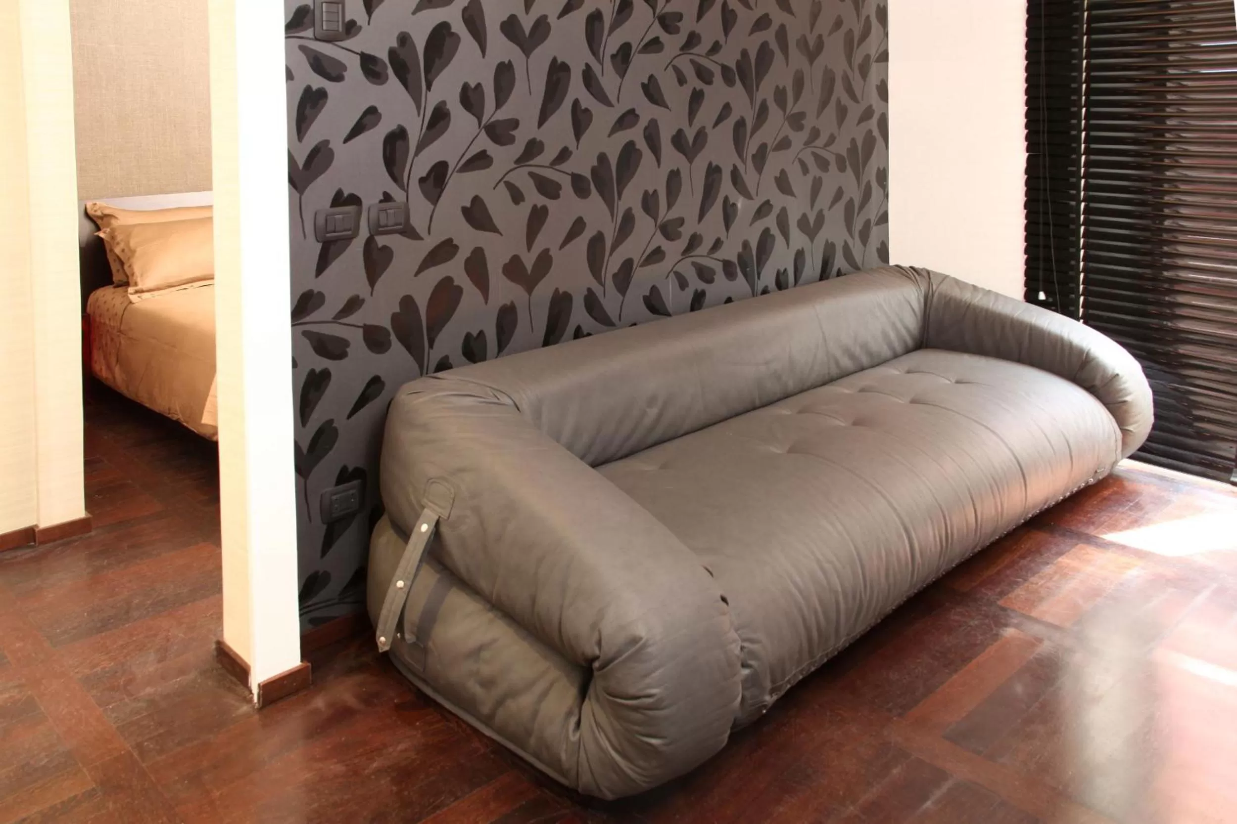 Living room, Bed in St. Peter Guest House