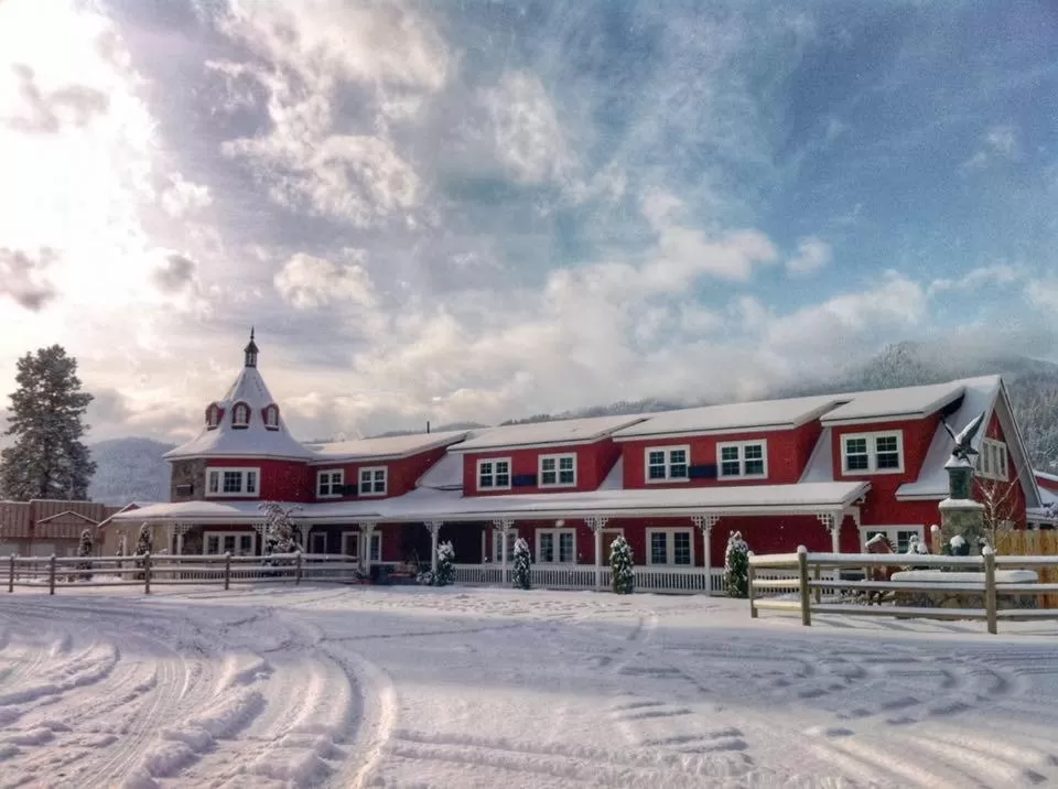 Property Building in Beaver Valley Lodge