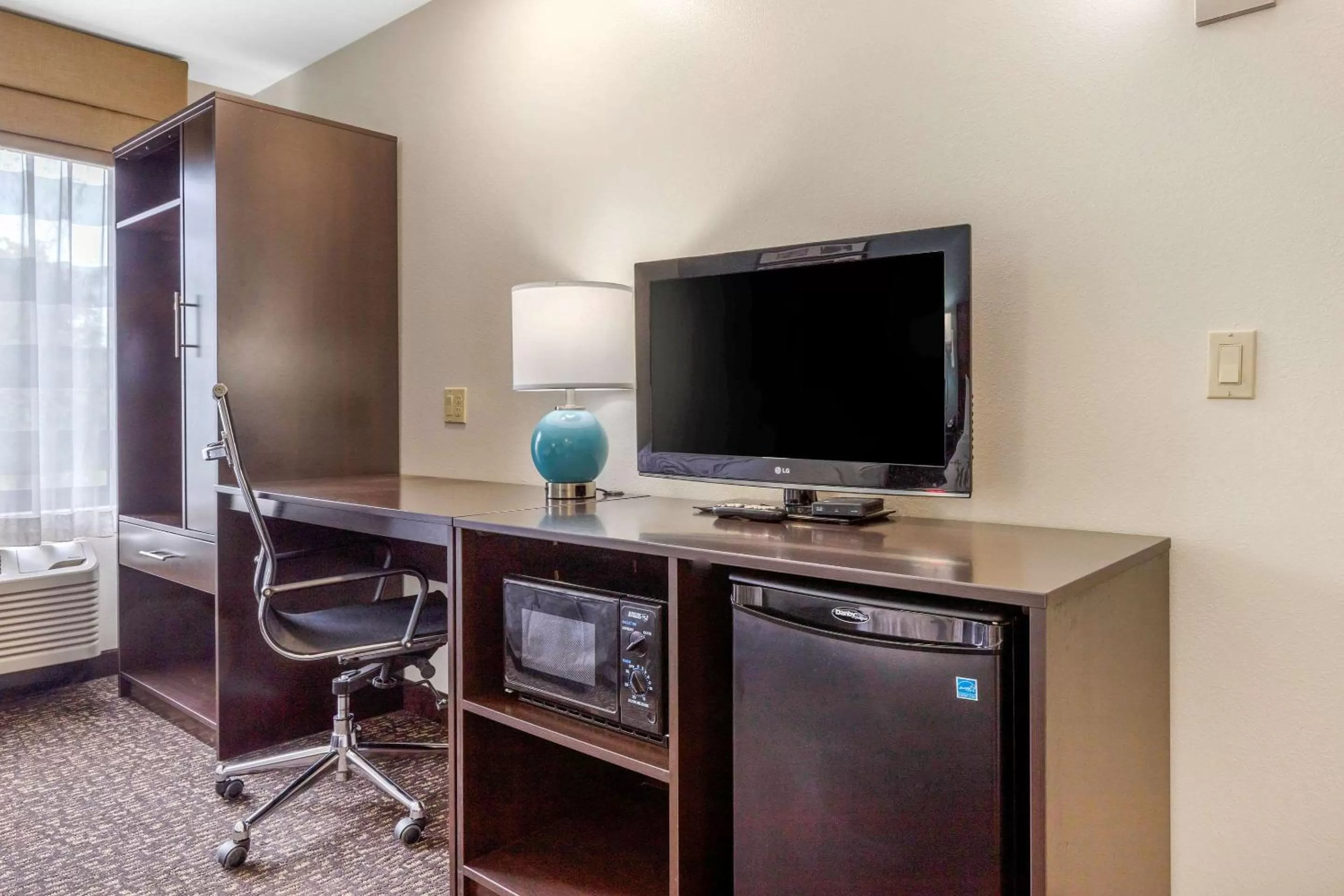 Bedroom in Sleep Inn & Suites