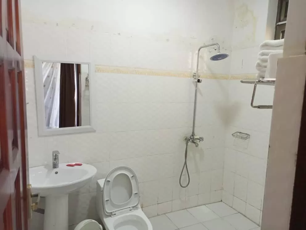 Frontiers Hotel & Conference Entebbe