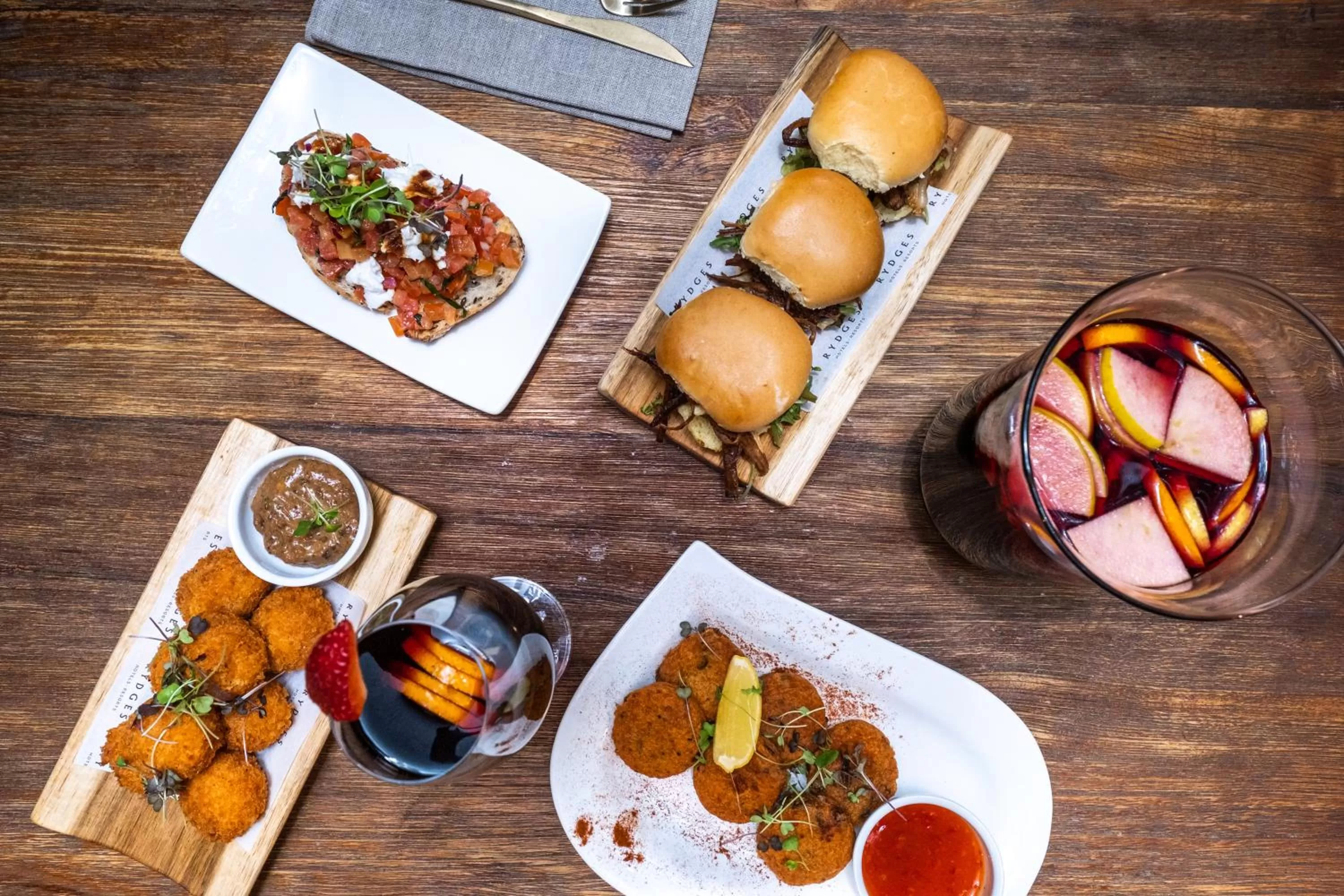 Food and drinks in Rydges Armidale