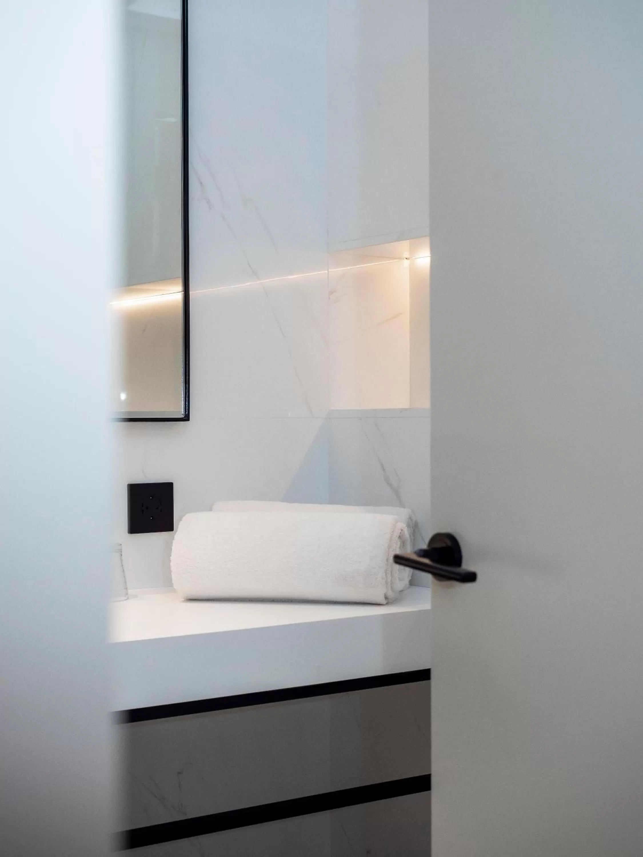 Bathroom in Arcelon Hotel! New Opening! Nueva apertura 2023!