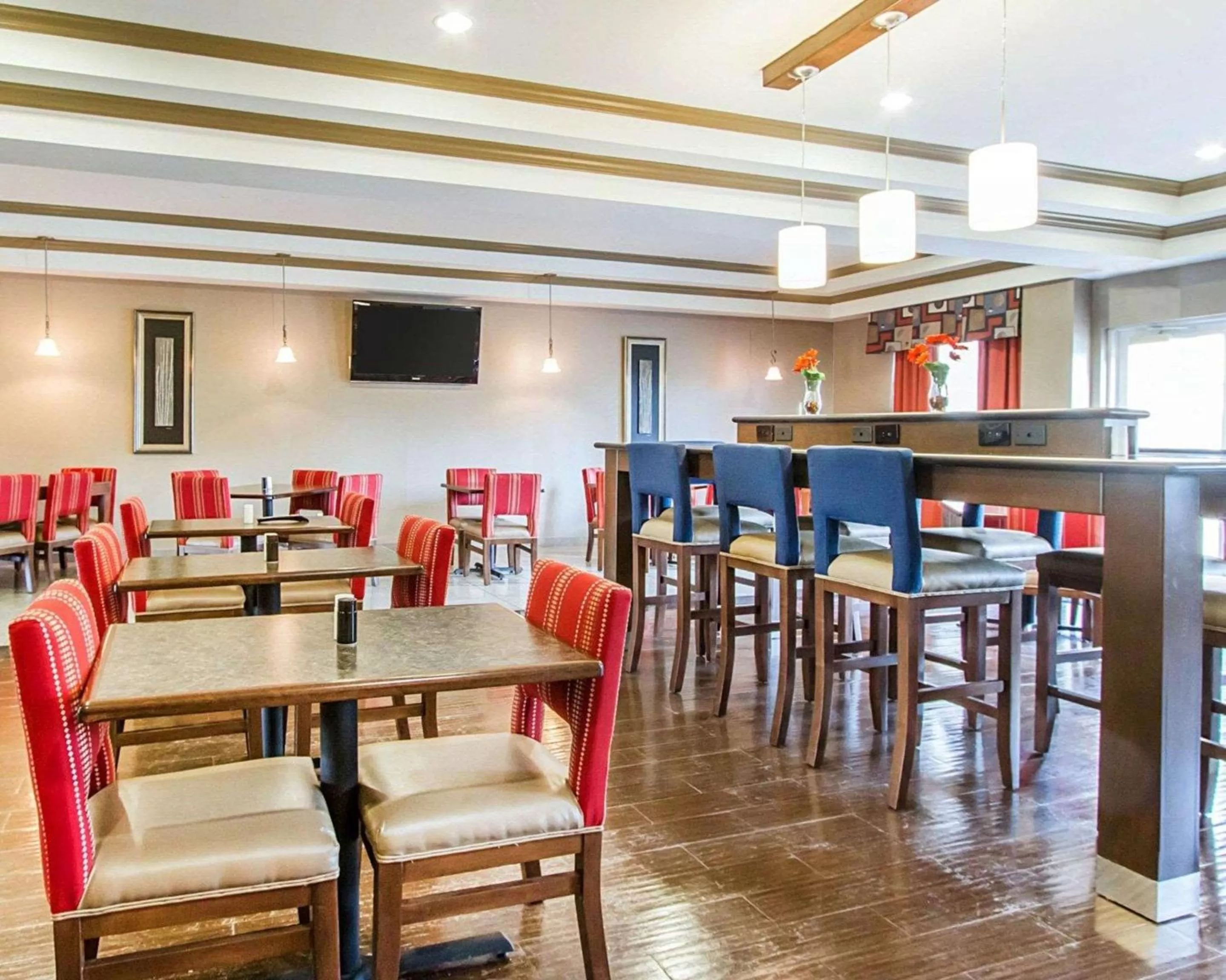 Restaurant/places to eat in Comfort Suites Abilene Central