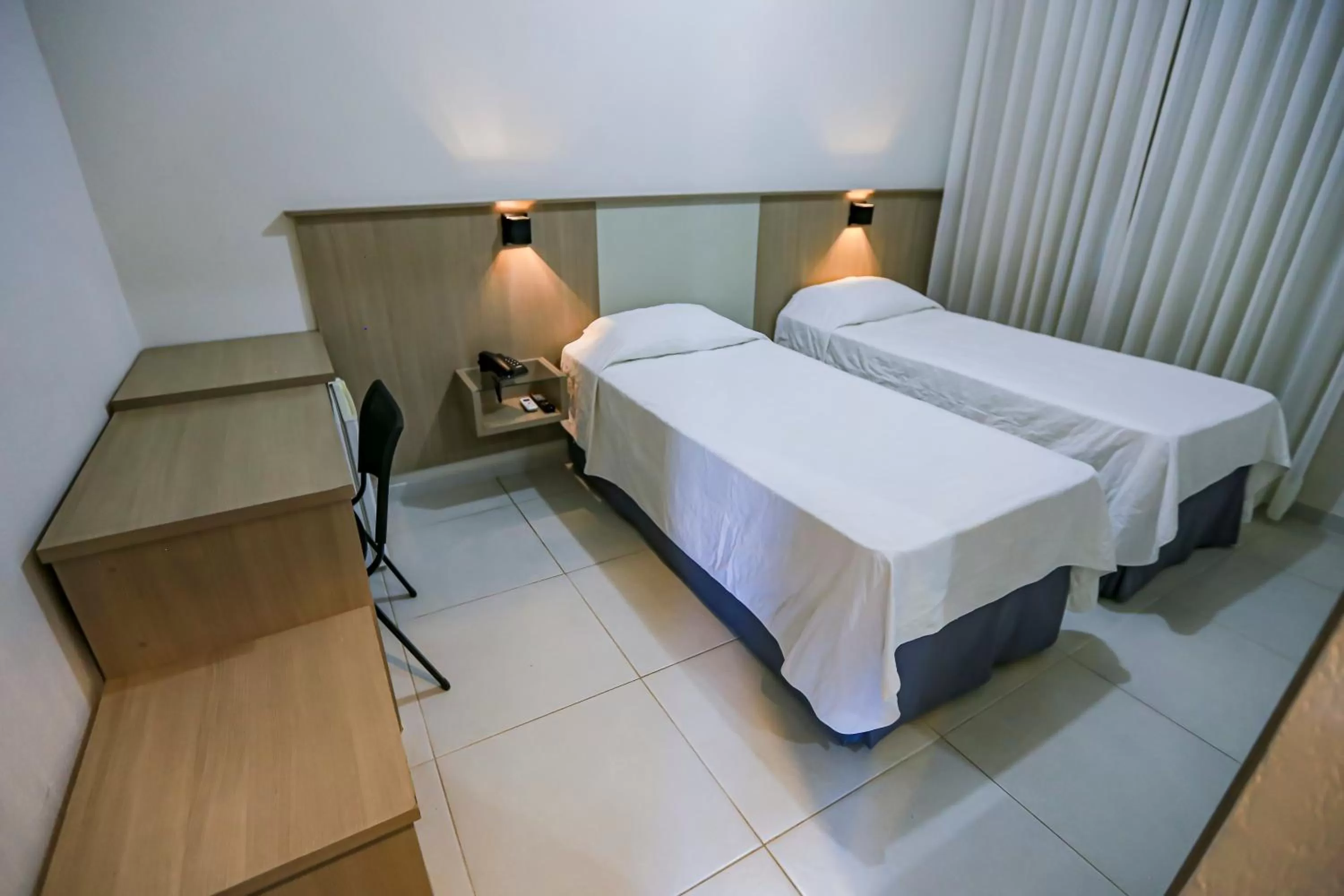 Bedroom, Bed in Iguassu Express Hotel