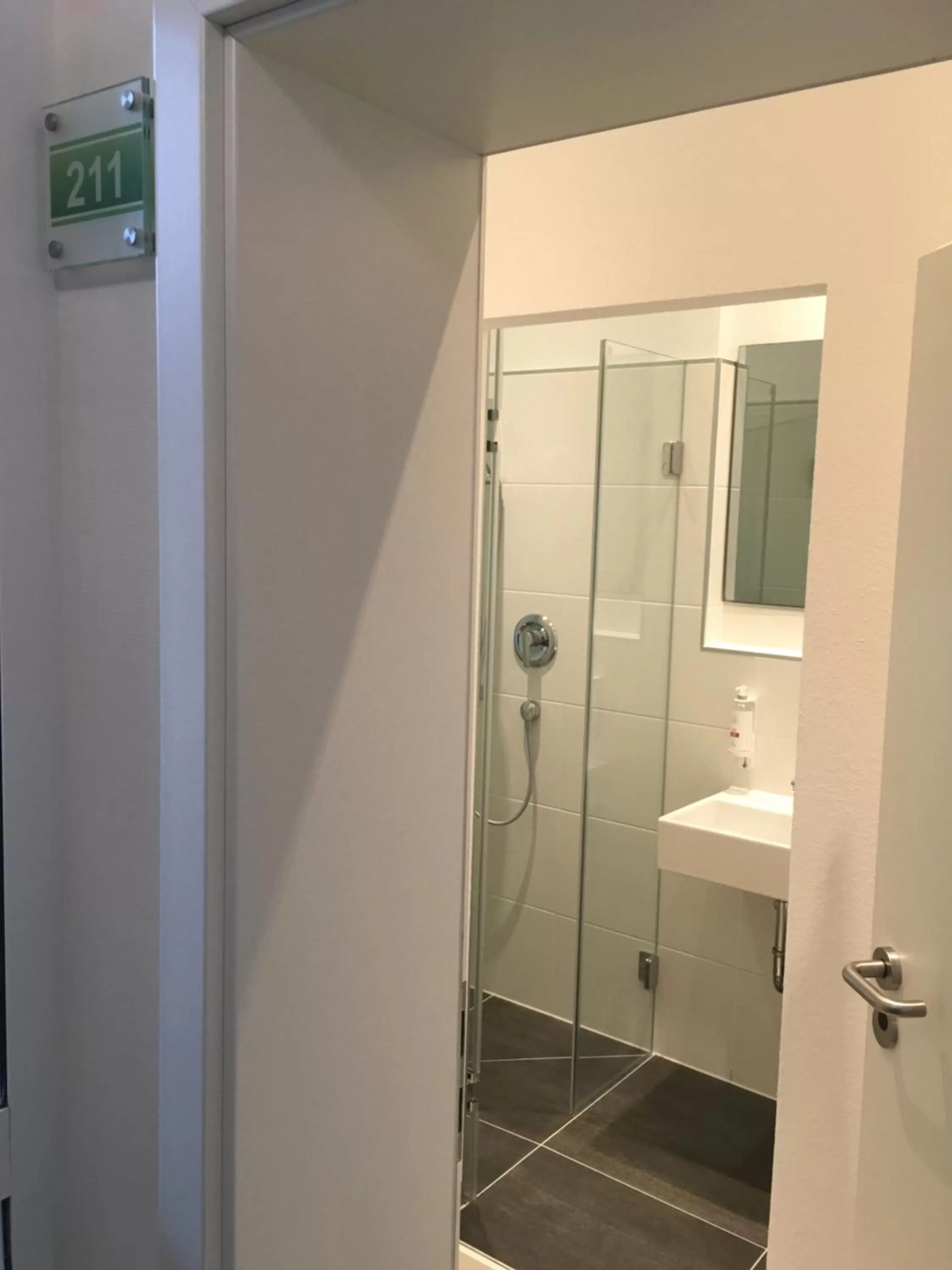 Photo of the whole room in Hotel Barbarossa Karlsruhe Stadtmitte