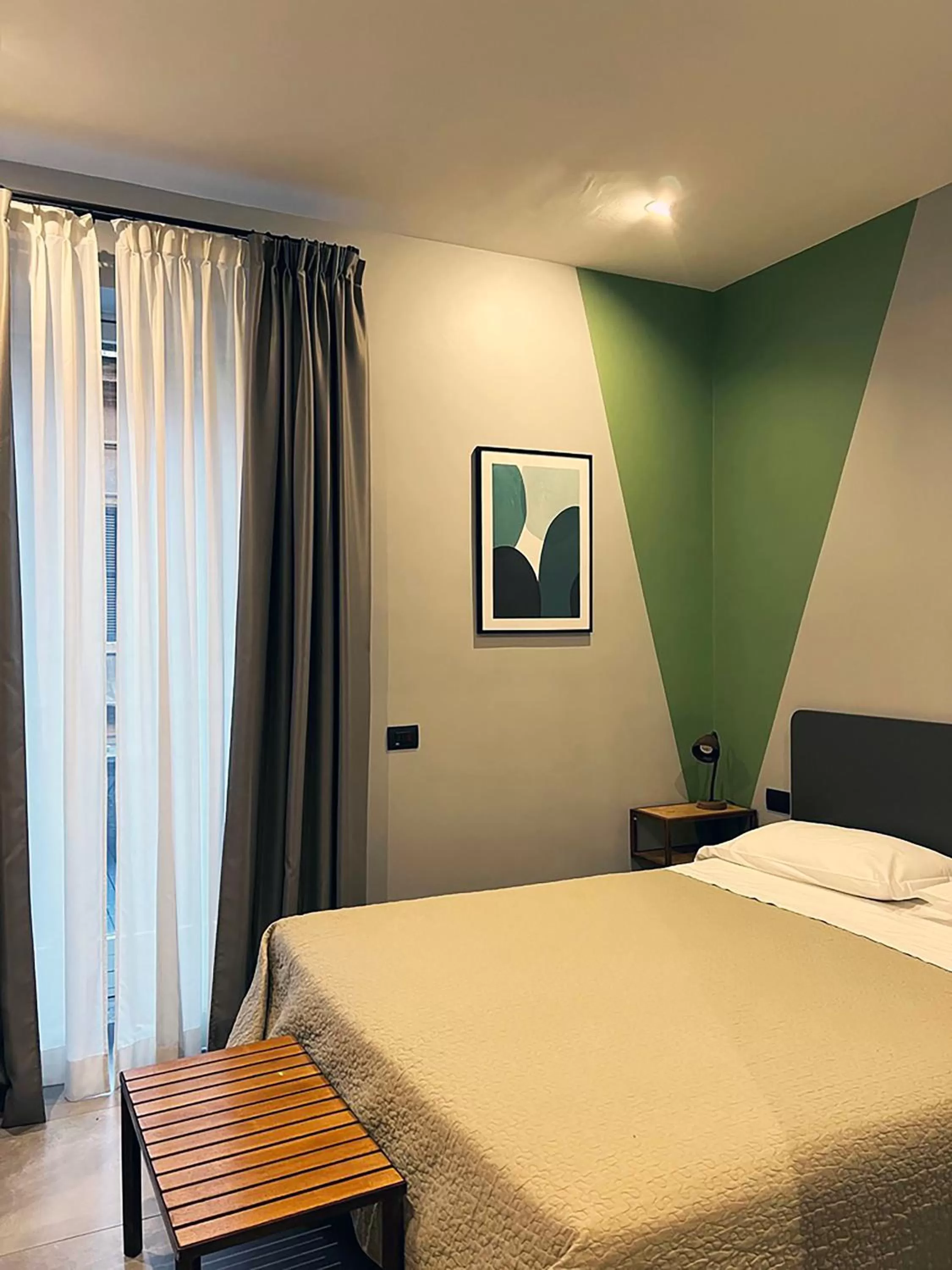 View (from property/room), Bed in Hotel King