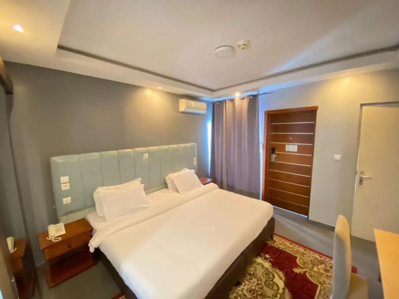 Bed in Fini Hotel Bobende