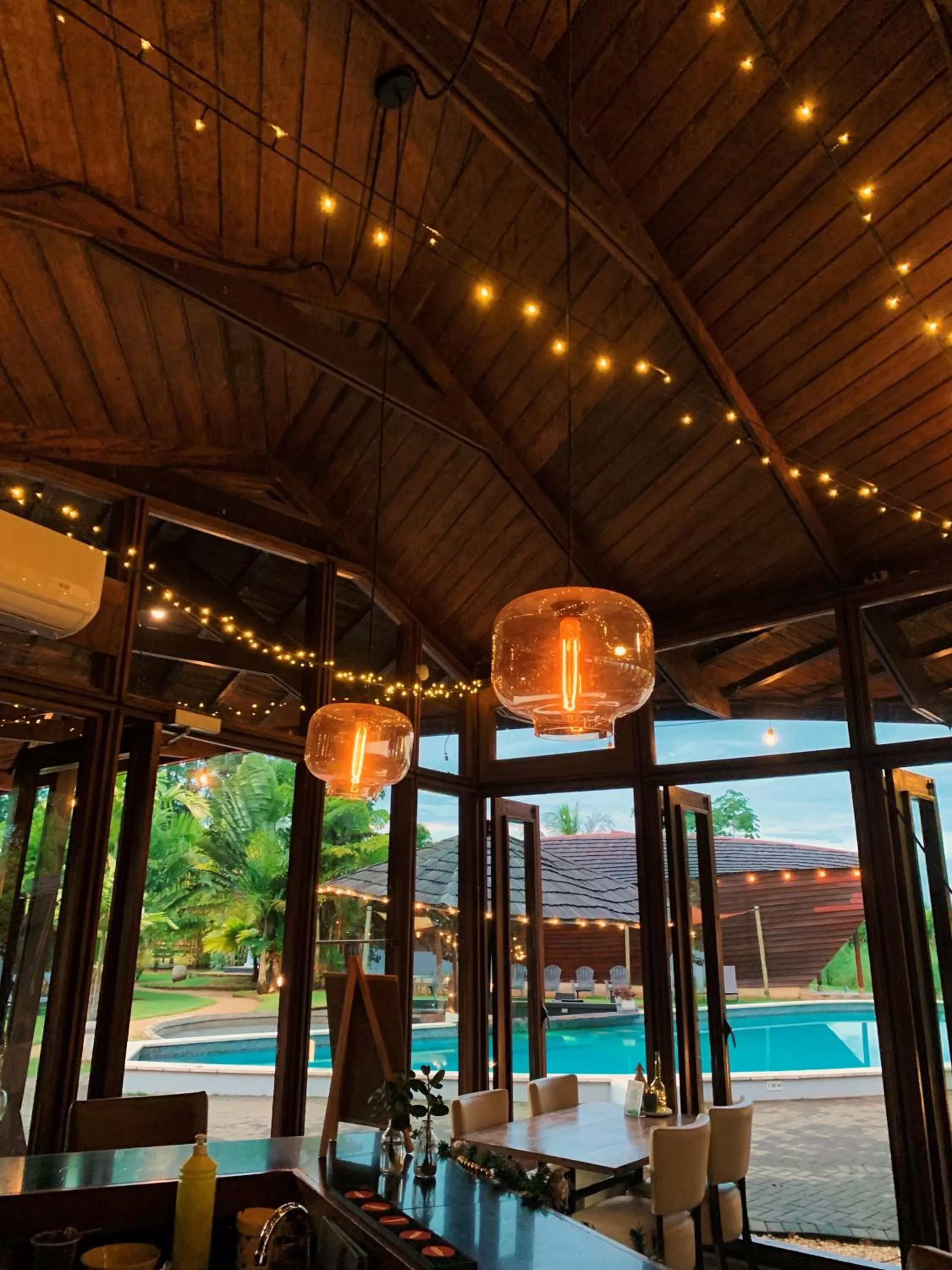 Restaurant/places to eat in Houttuyn Wellness River Resort