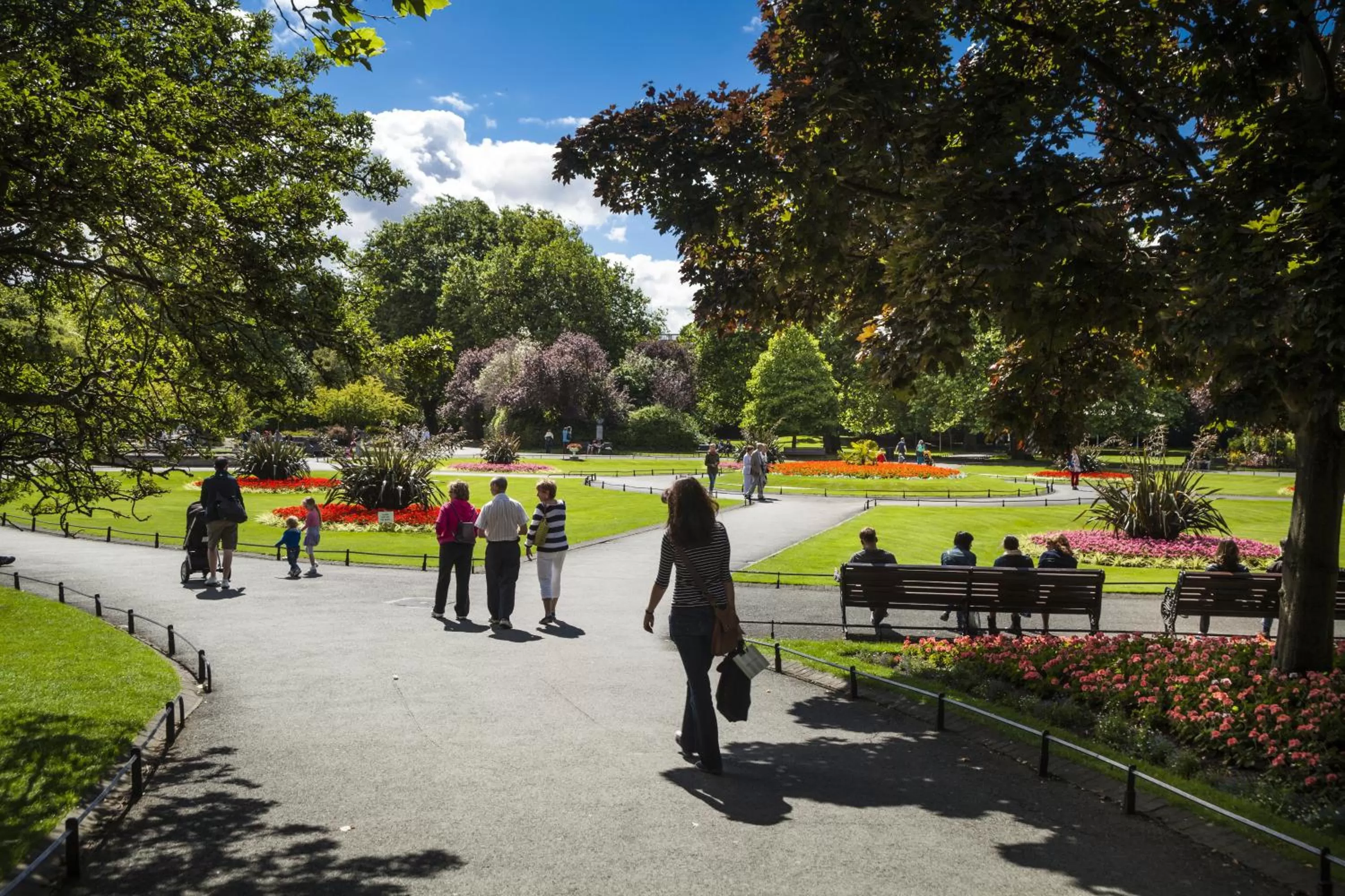 Nearby landmark in Stauntons on the Green Hotel