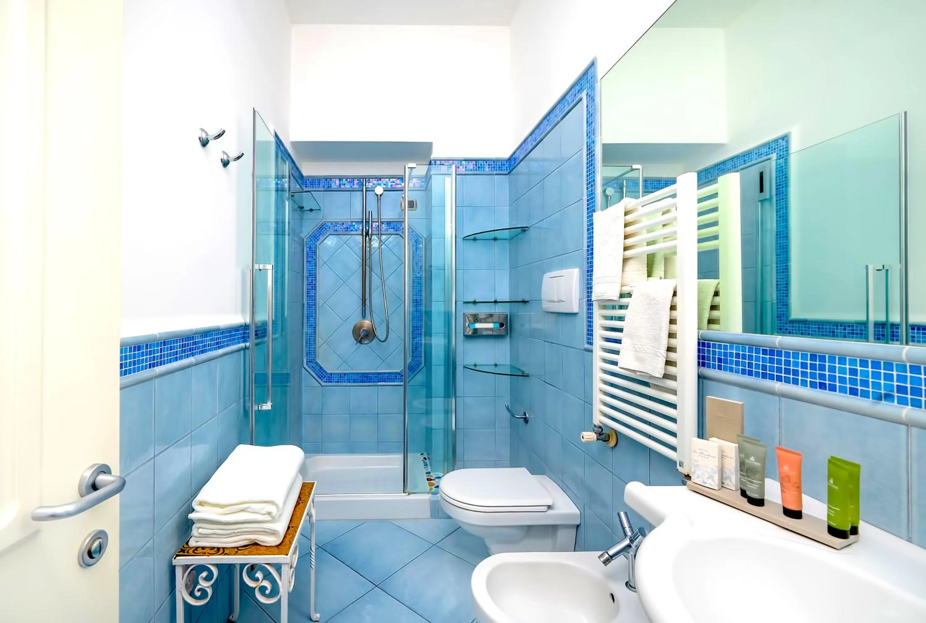 Shower in Hotel La Floridiana