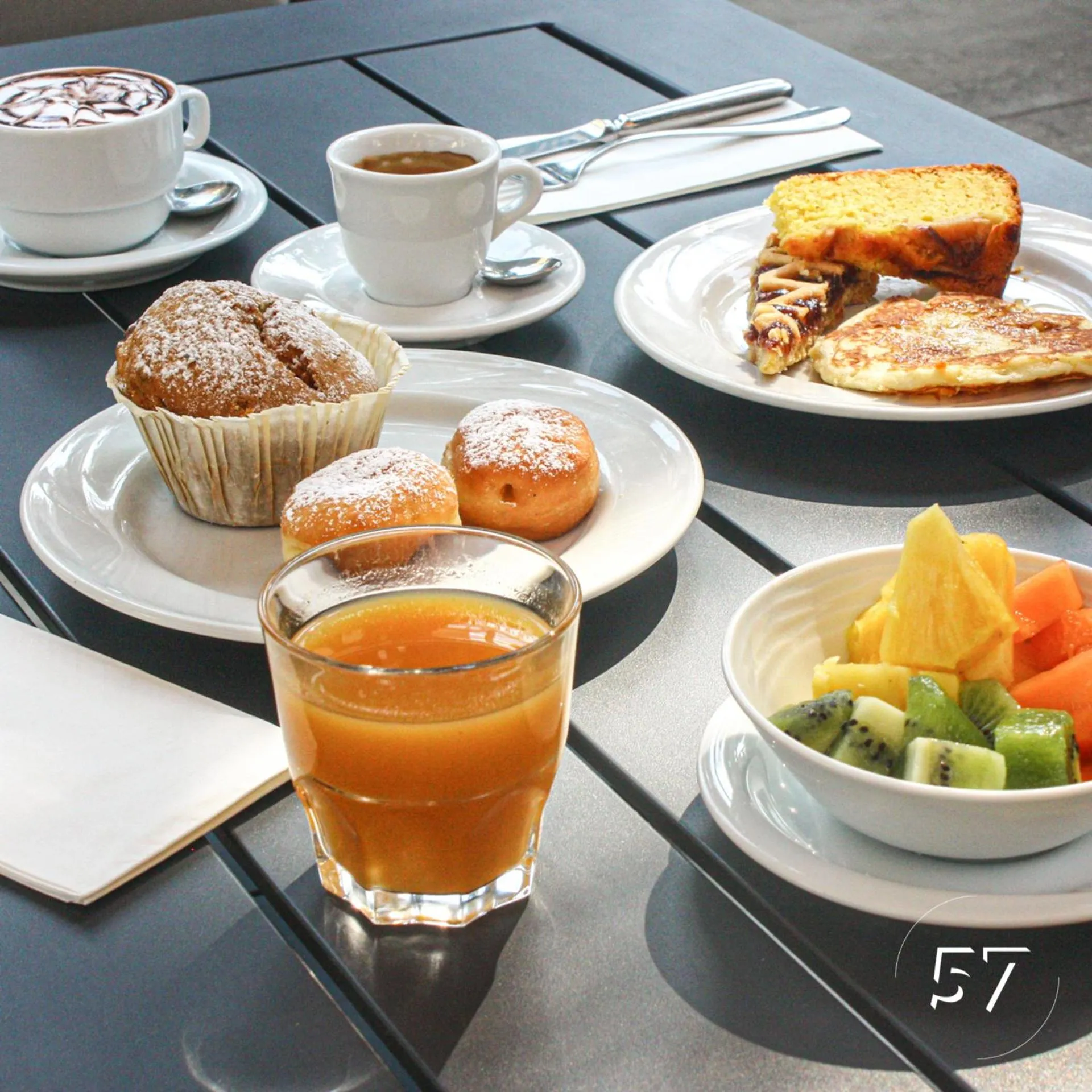 Breakfast in Hotel Regina Elena 57 & Oro Bianco SPA