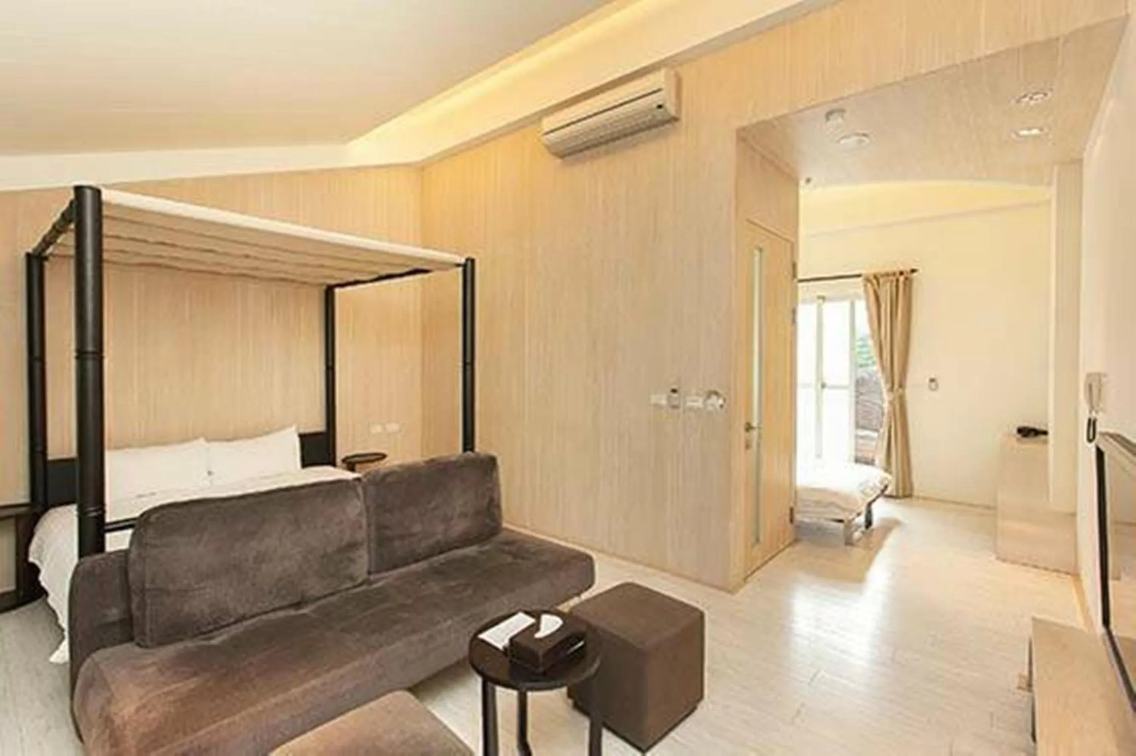 Seating Area in Pisces06