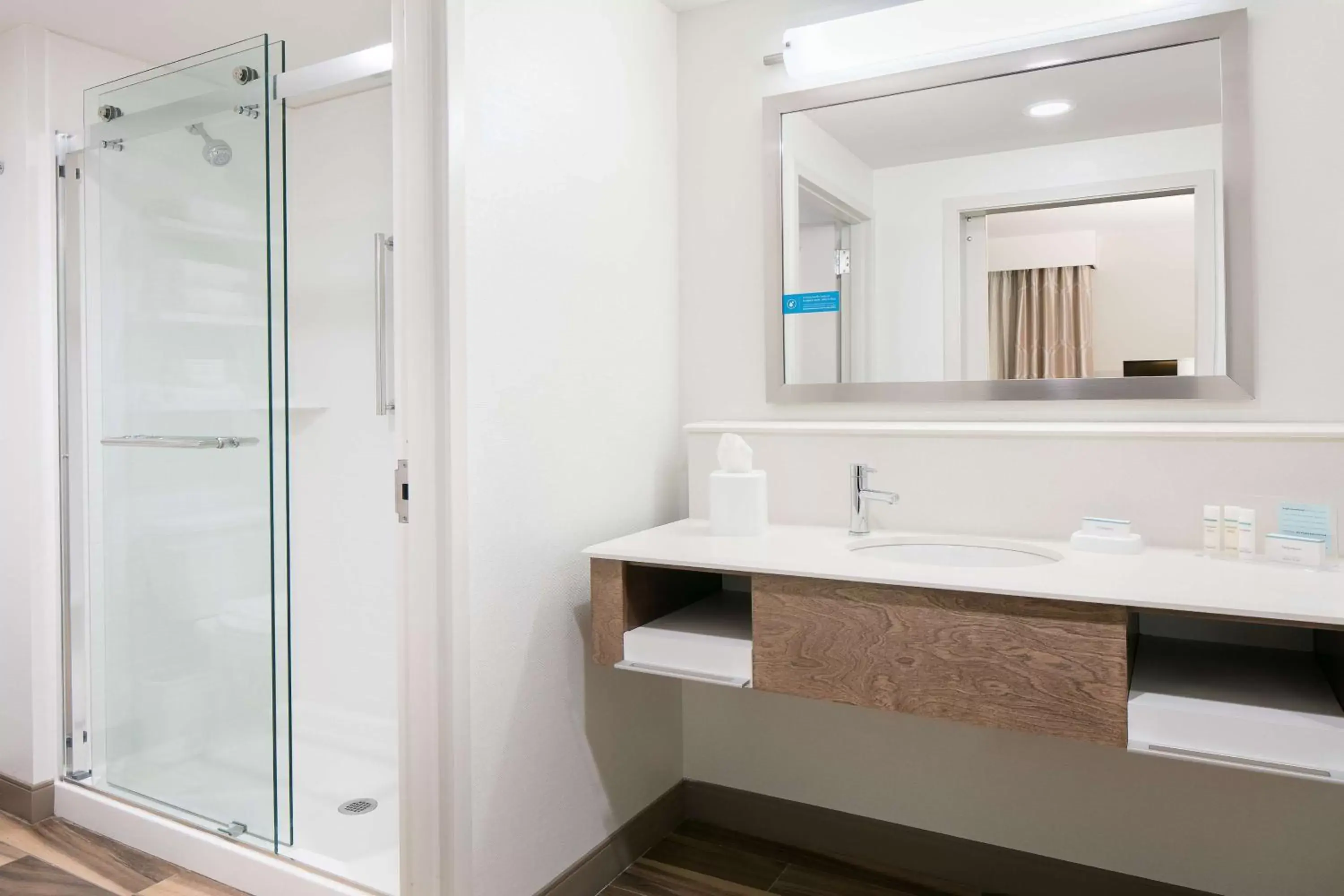 King Studio Suite - Non Smoking in Hampton Inn & Suites Mason City, IA King Studio Suite - Non Smoking in Hampton Inn & Suites Mason City, IA