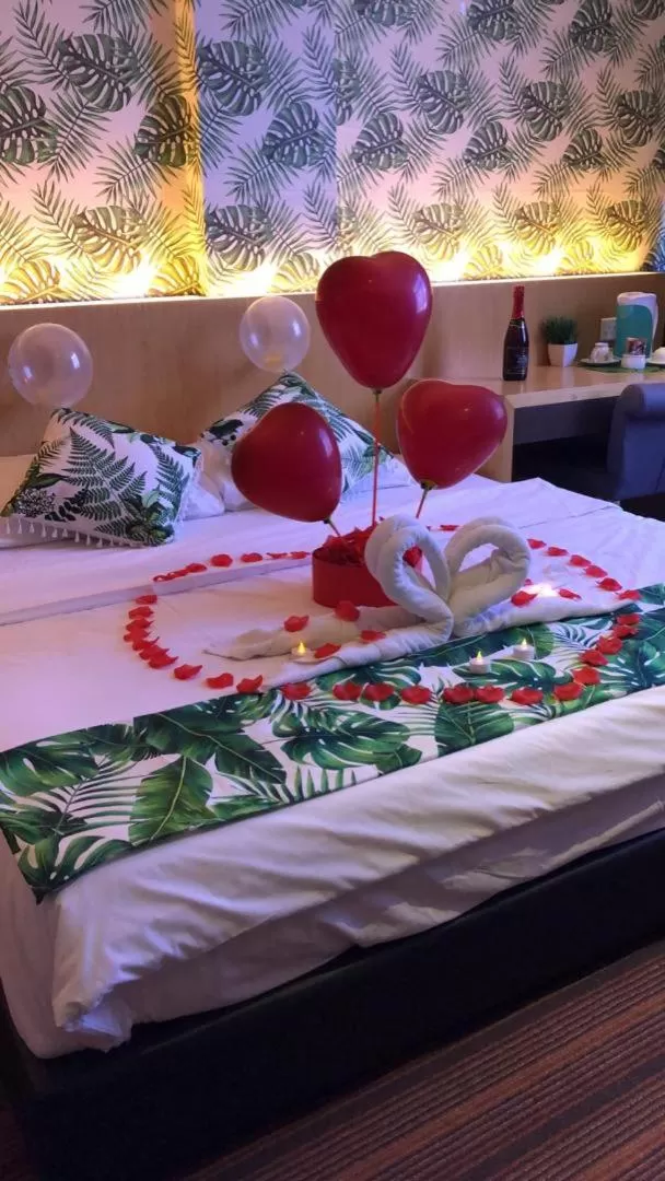 Decorative detail in Grandeur Hotel And Spa