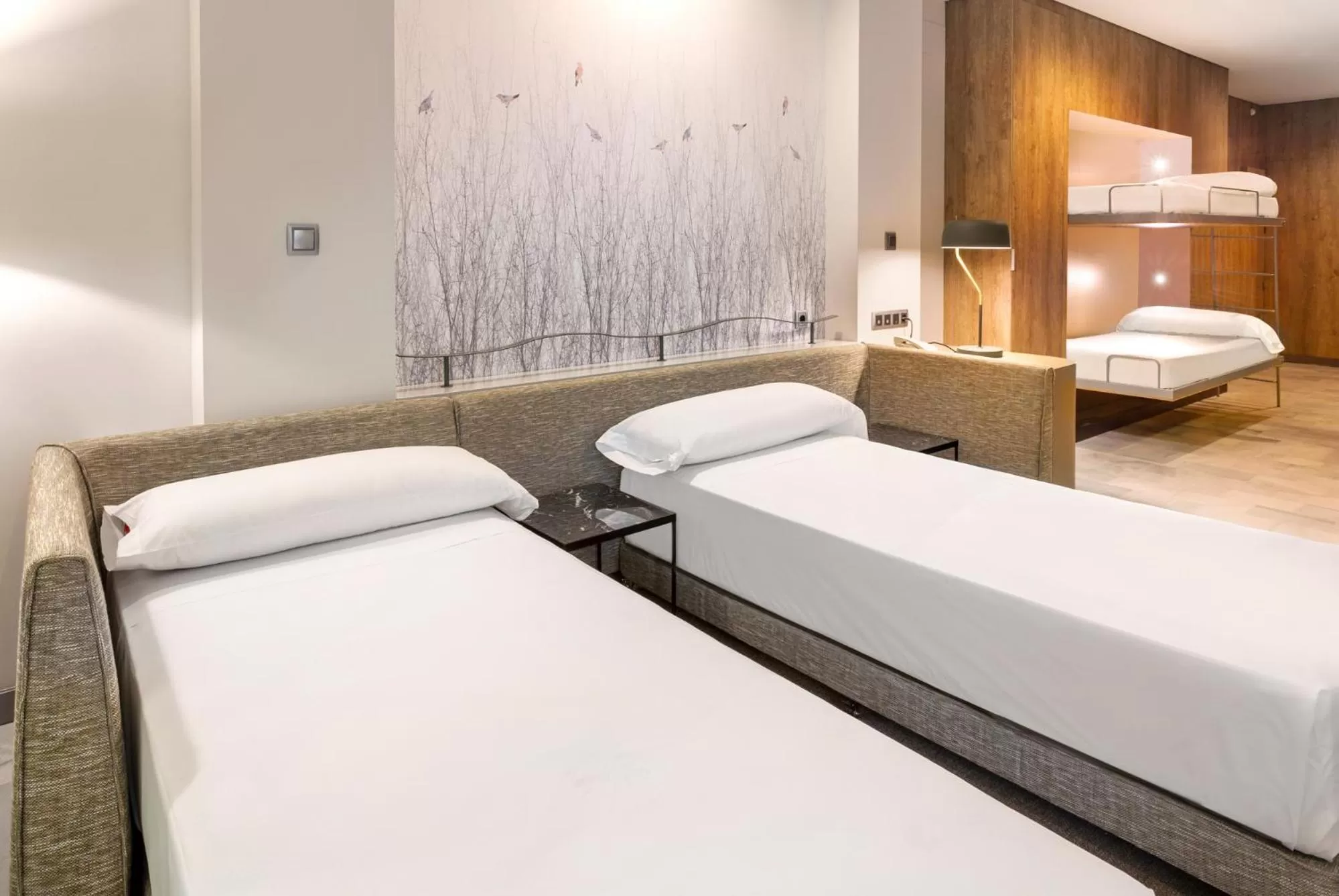 Living room, Bed in Hotel San Pablo Sevilla