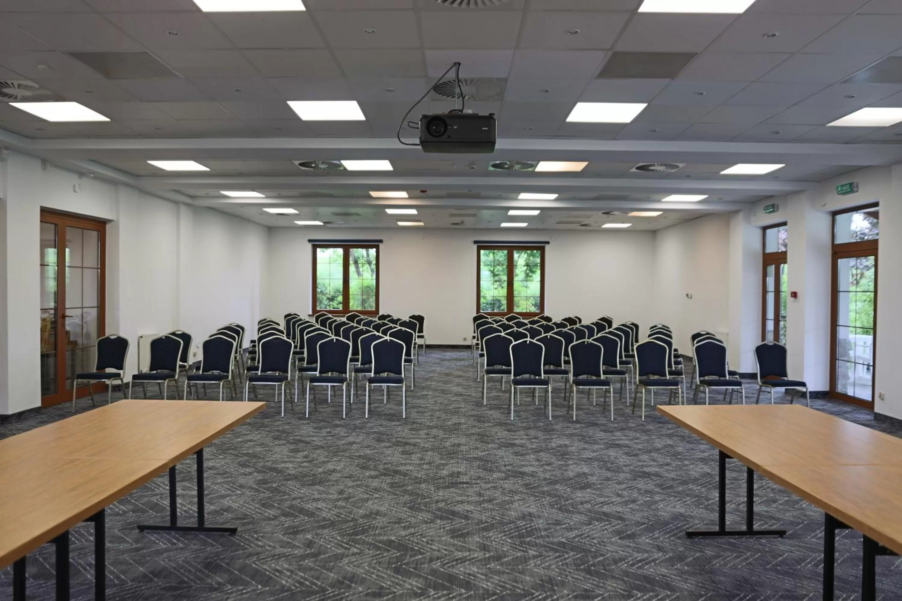 HOTEL CICHA WODA NIEPORĘT