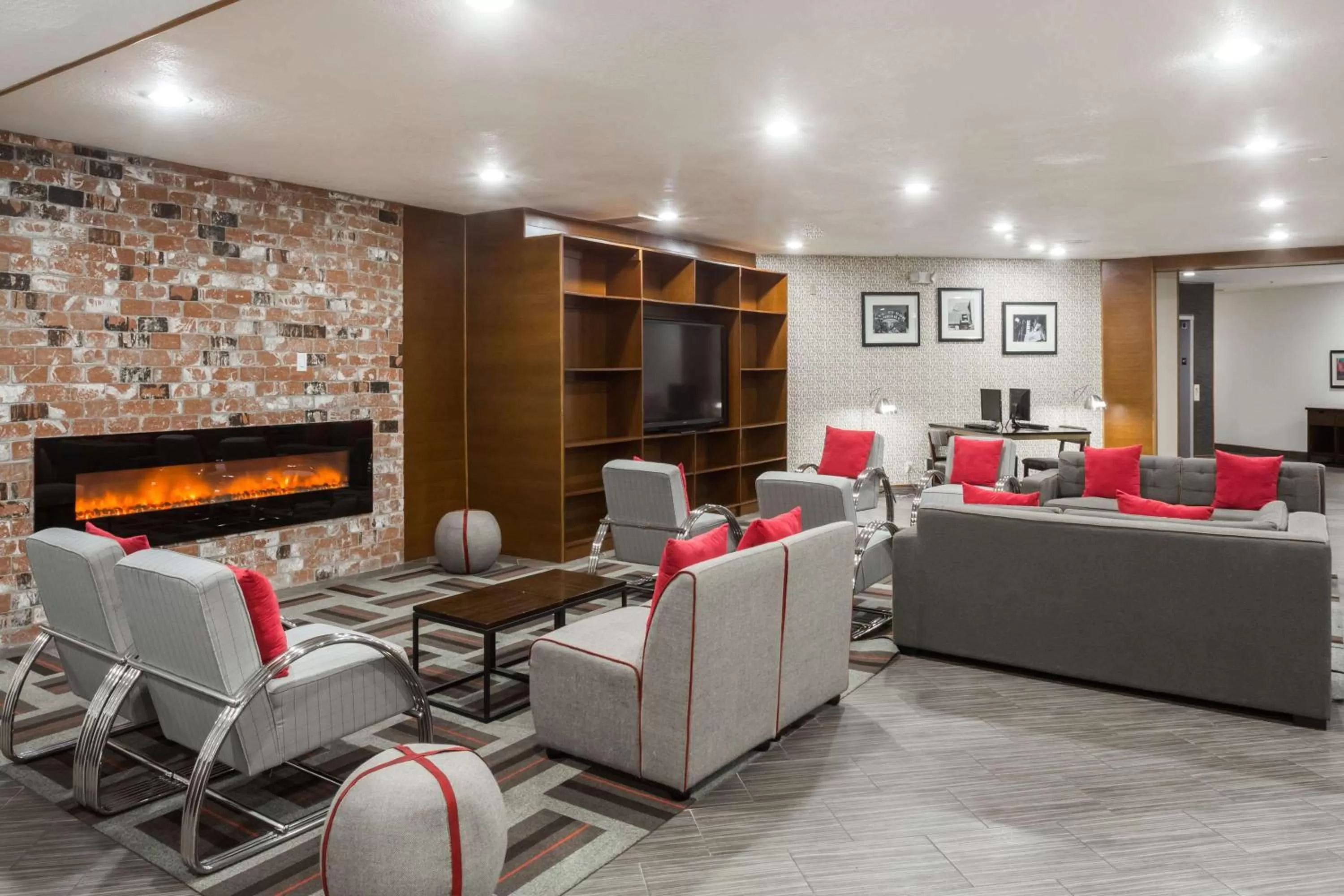 Lobby or reception in La Hacienda San Jose Silicon Valley