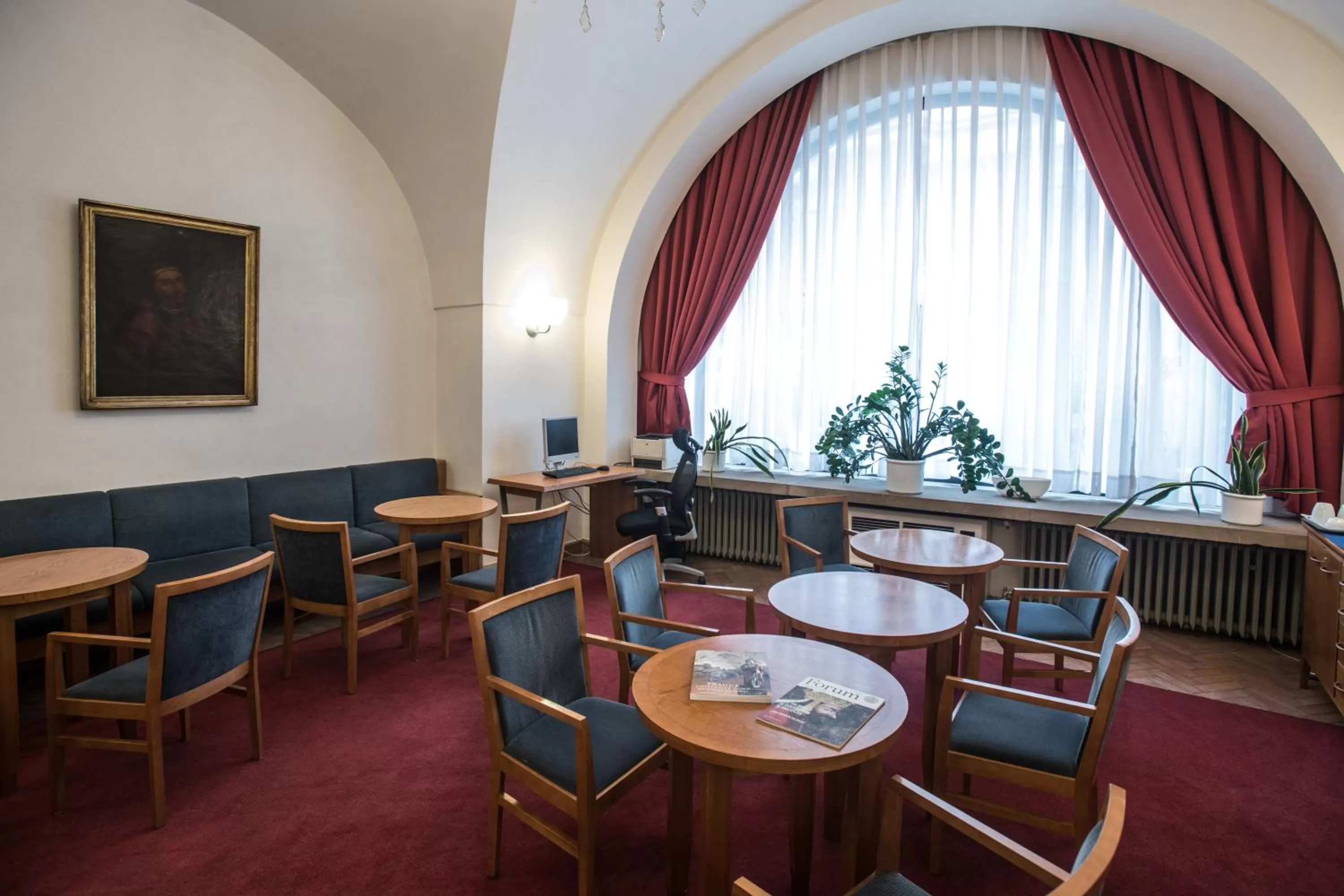 Seating area, Restaurant/Places to Eat in Opitzův dům