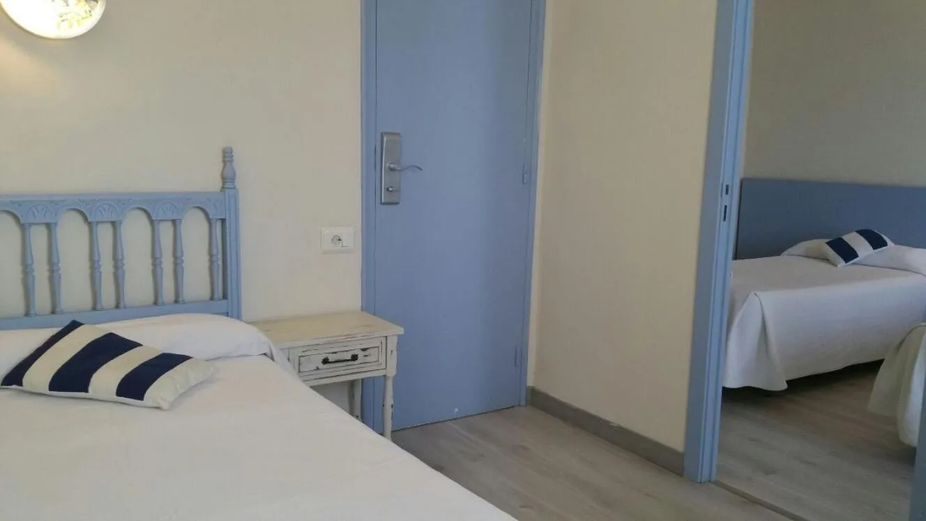 Bed in Hotel del Mar