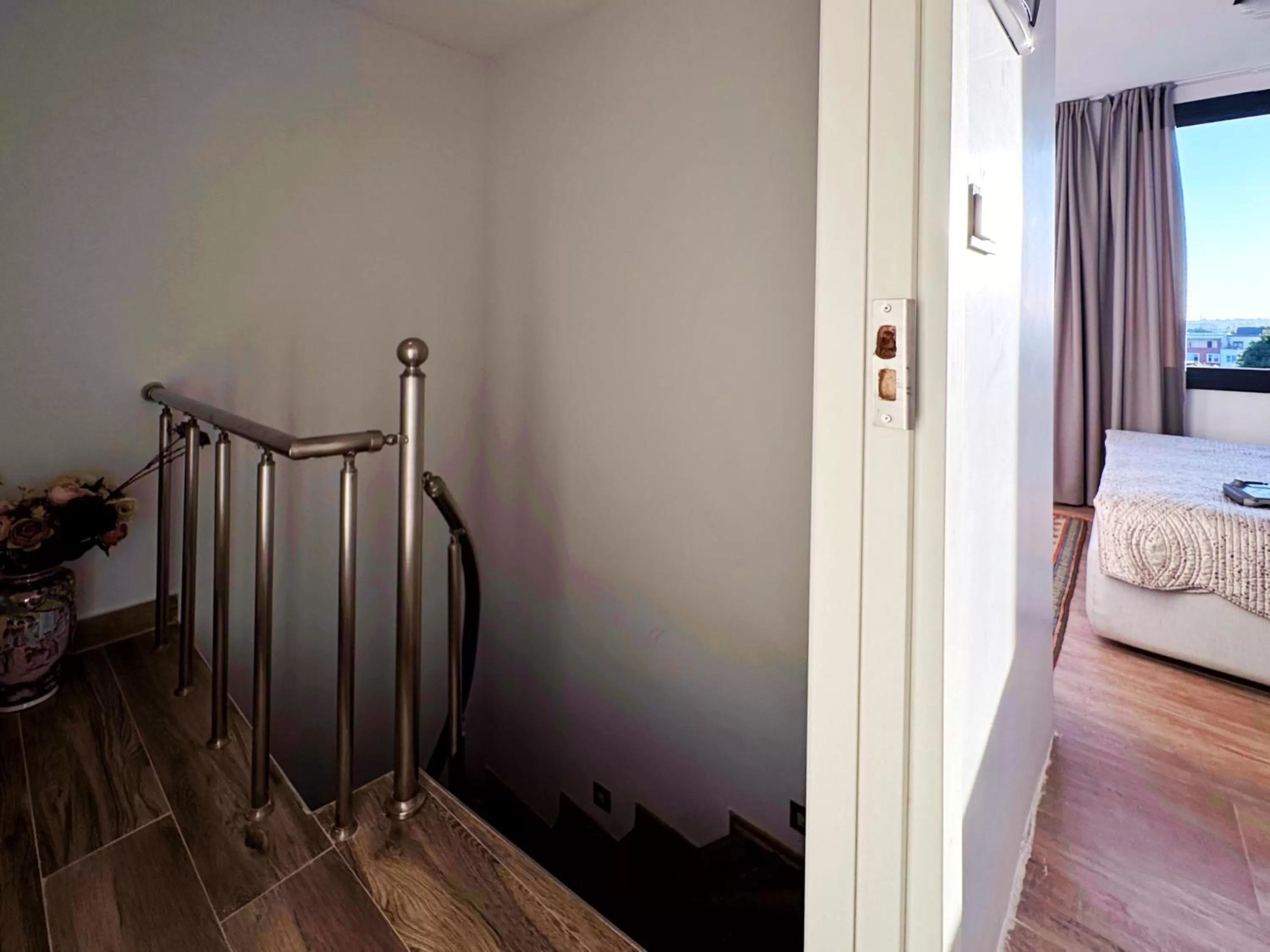 Lobby or reception, Bed in Sultan Pier Hotel