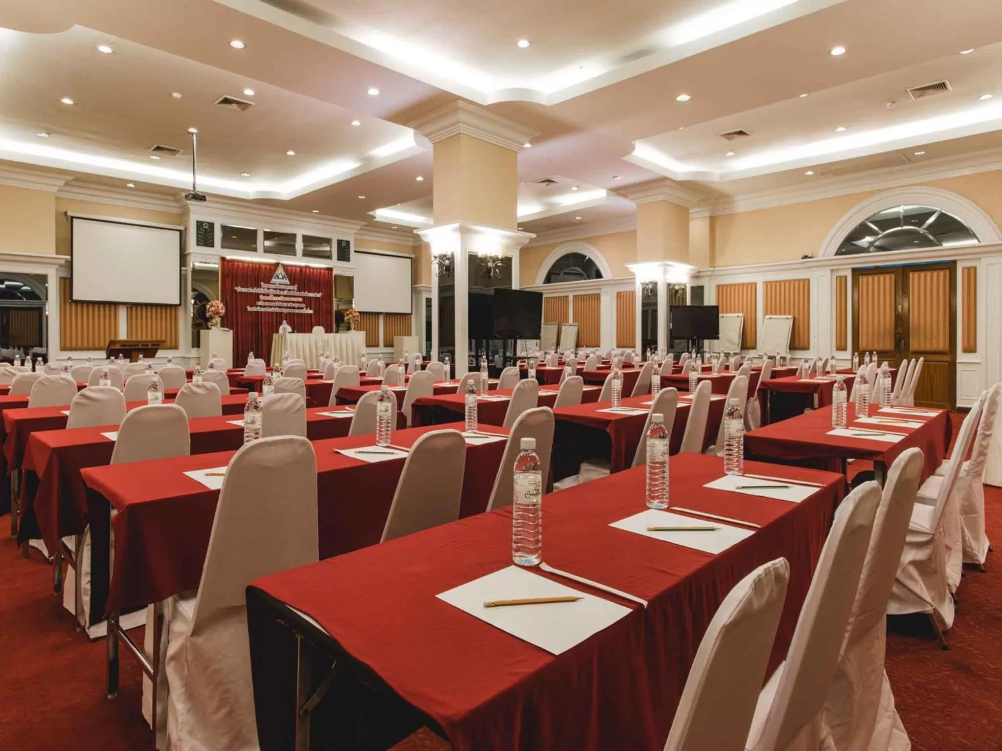 Banquet/Function facilities in Convenient Park Bangkok