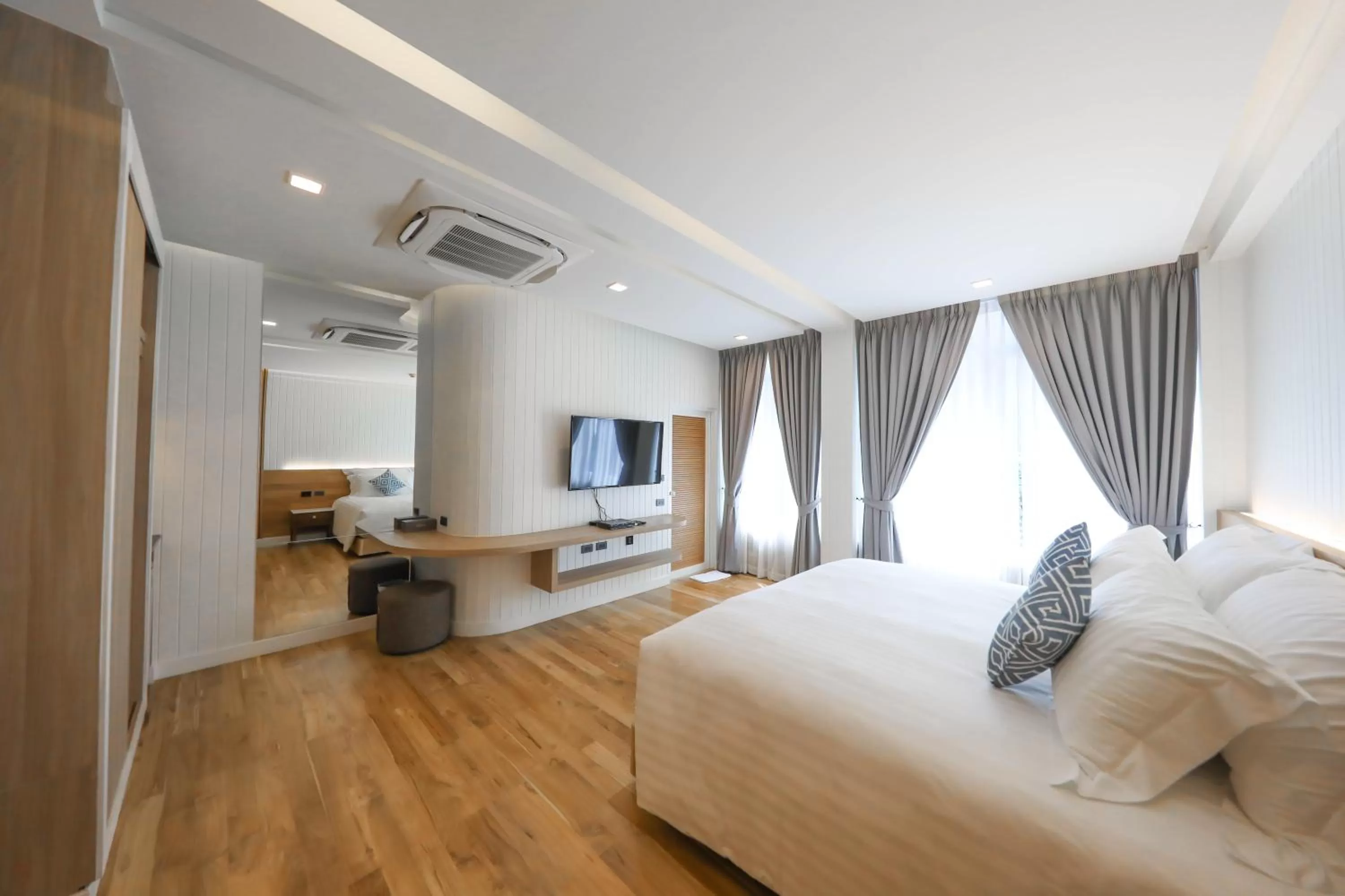 Bed in Kundala Beach Resort Hua Hin