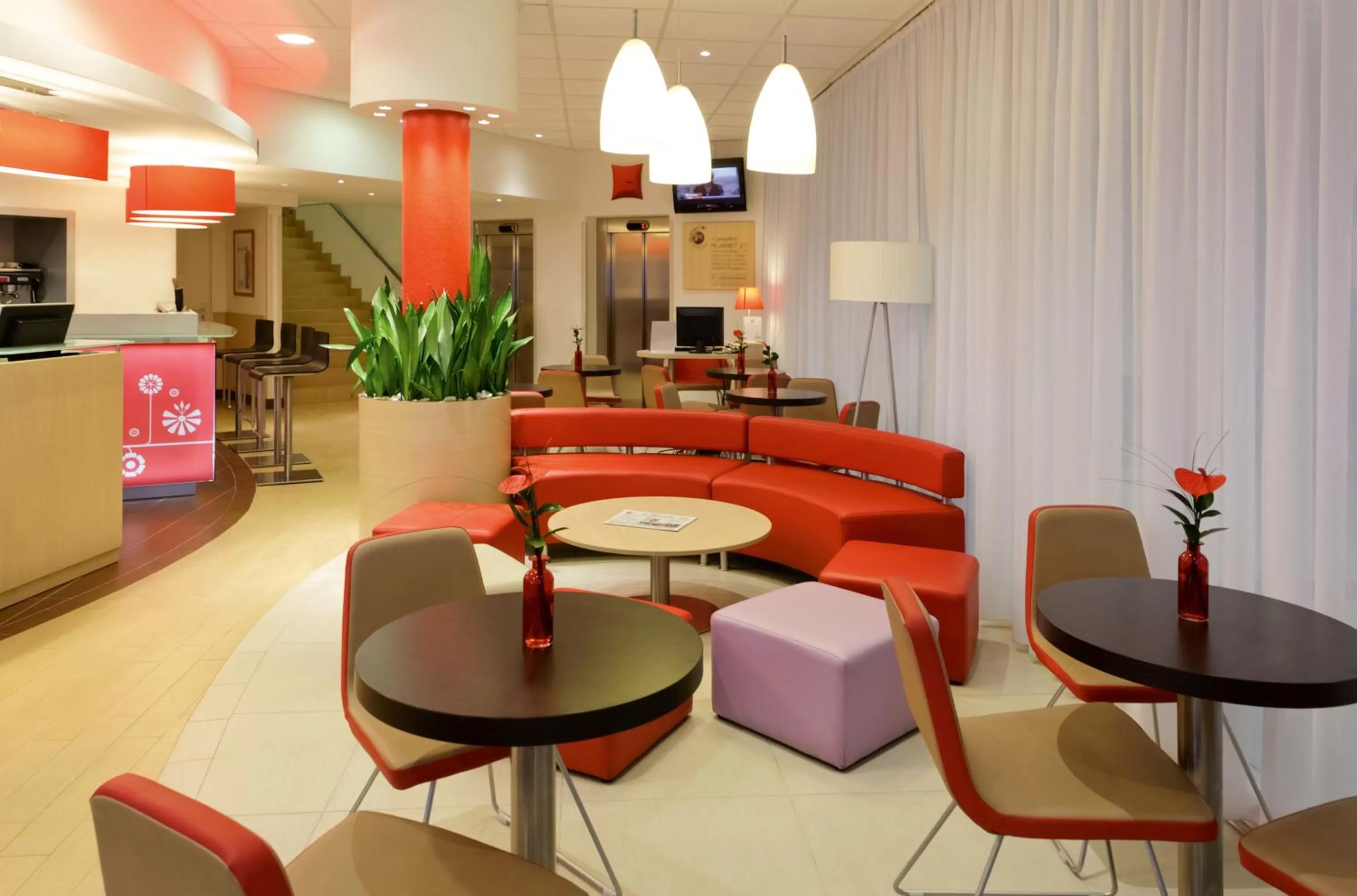 Lobby or reception in Ibis Bratislava Centrum