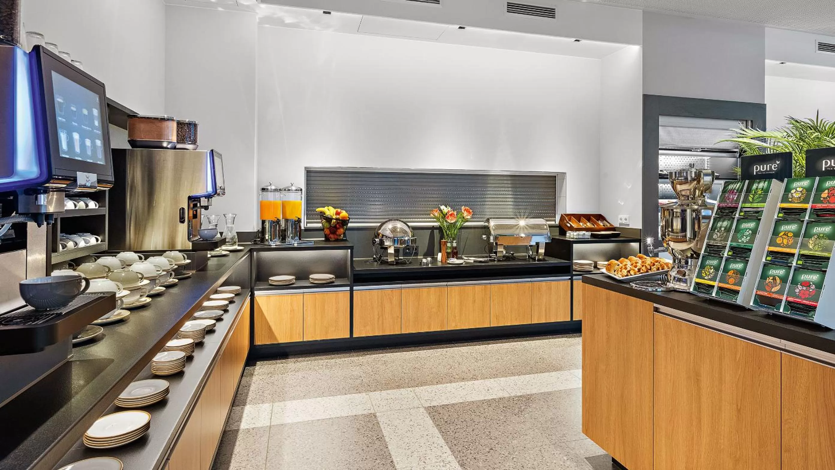 Buffet breakfast in Hey Lou Hotel Karlsruhe Messe