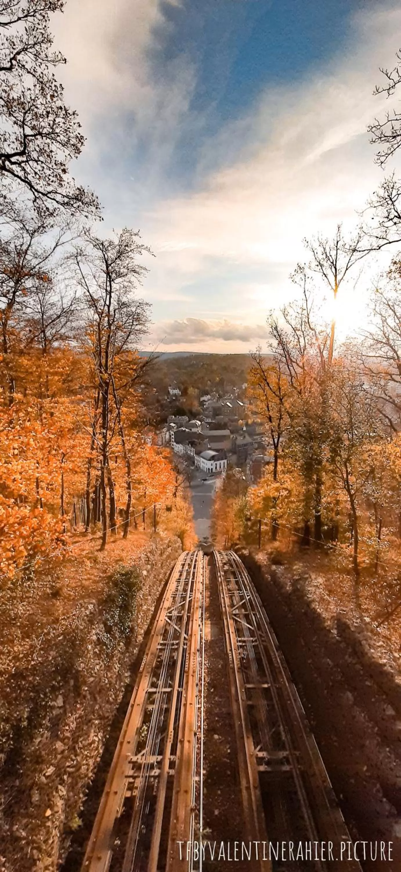 City view in La Reine Hôtel & Restaurant