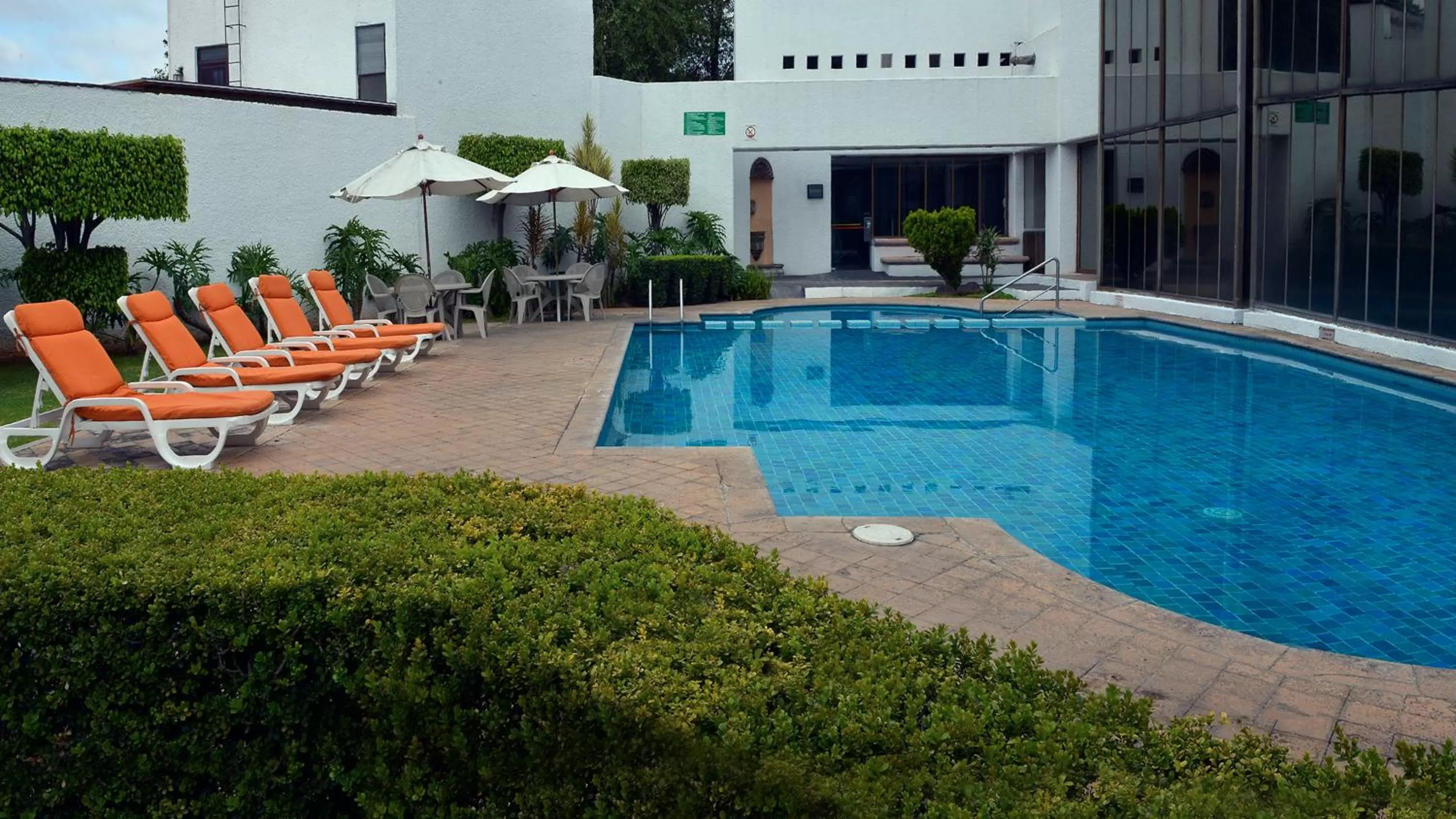 Swimming pool in Holiday Inn Morelia by IHG