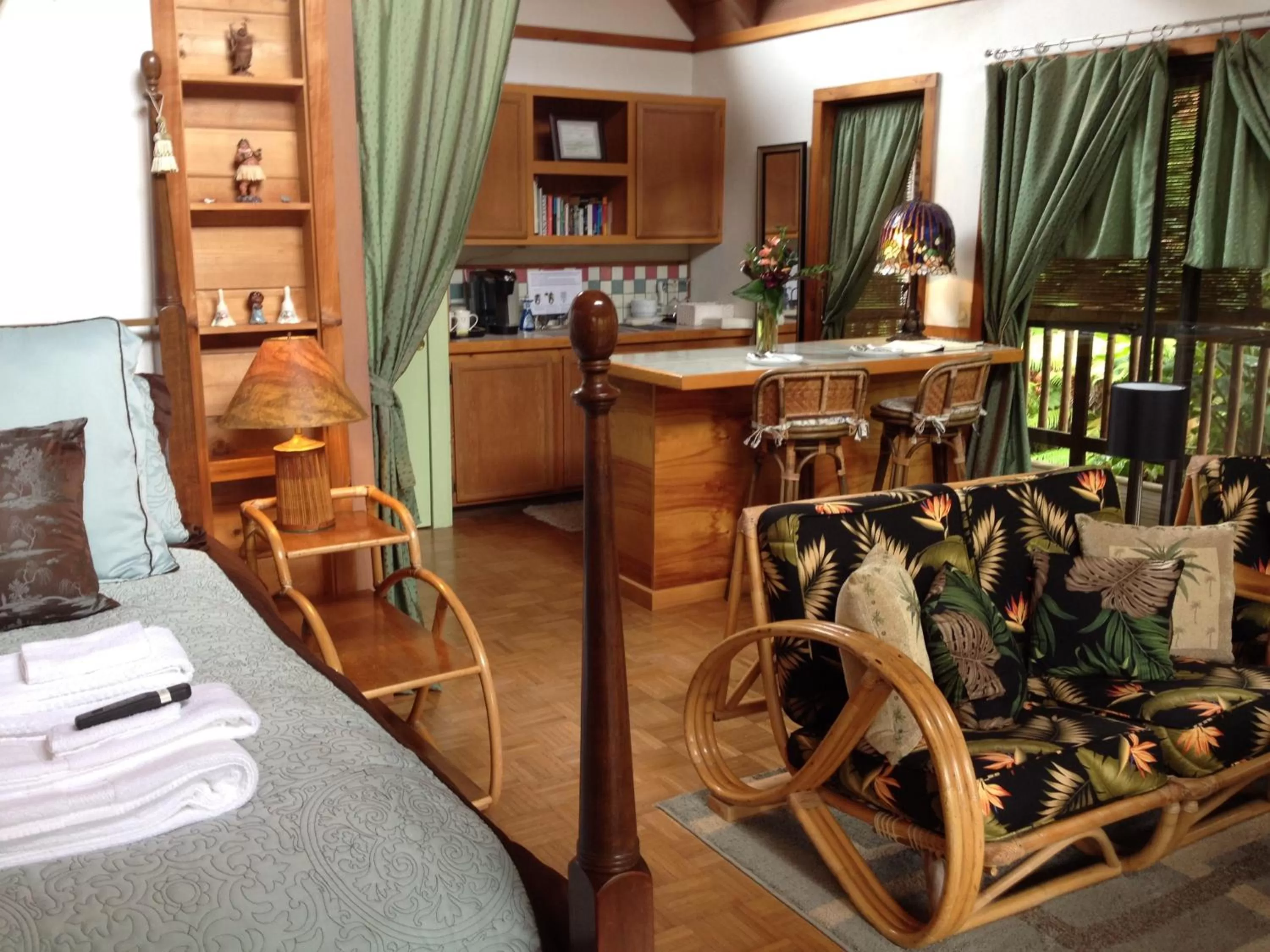 TV and multimedia in Lotus Garden Cottages