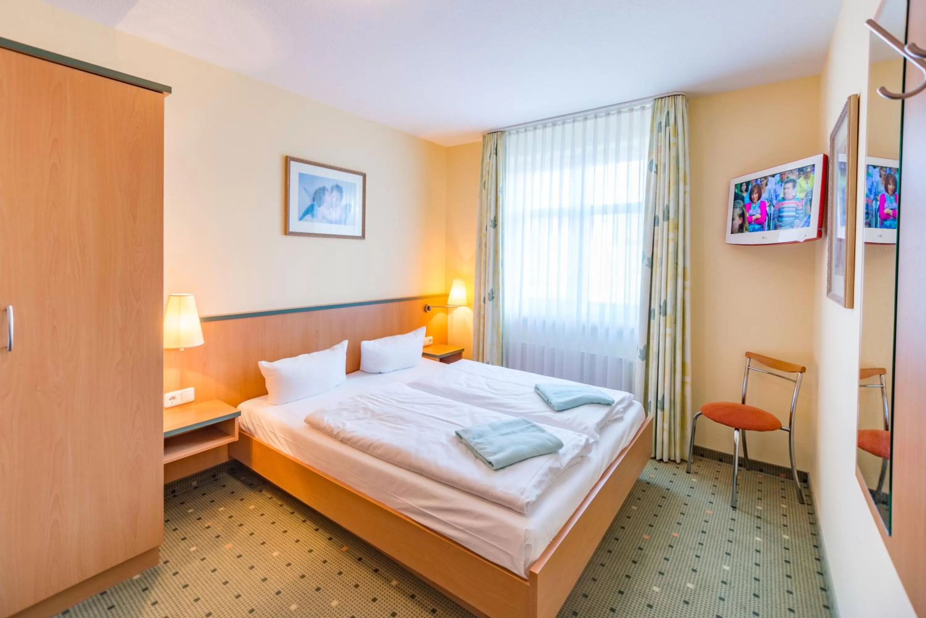 Photo of the whole room, Bed in Am Weststrand Apartmenthaus Waldeck