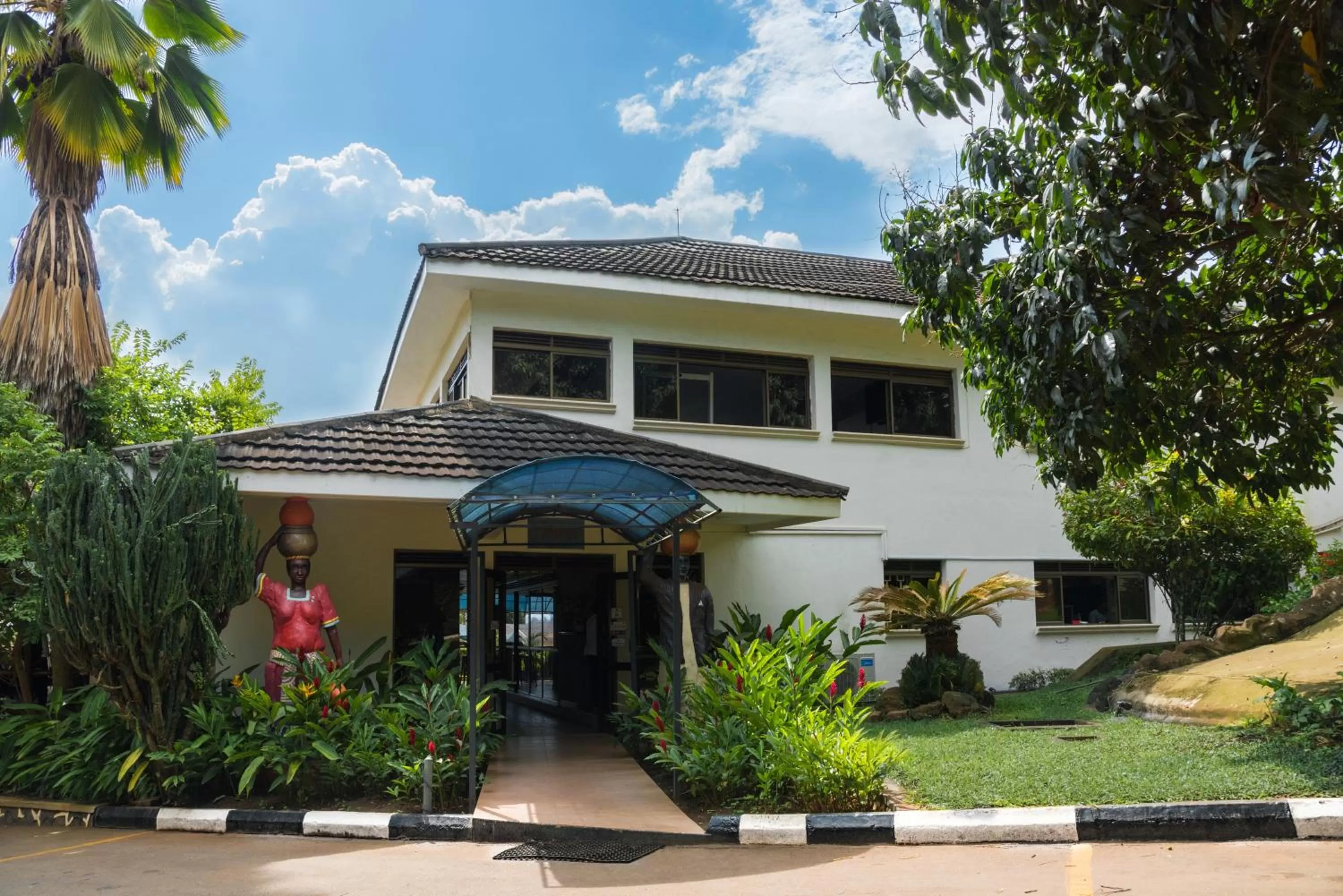 Property building in Dolphin Suites