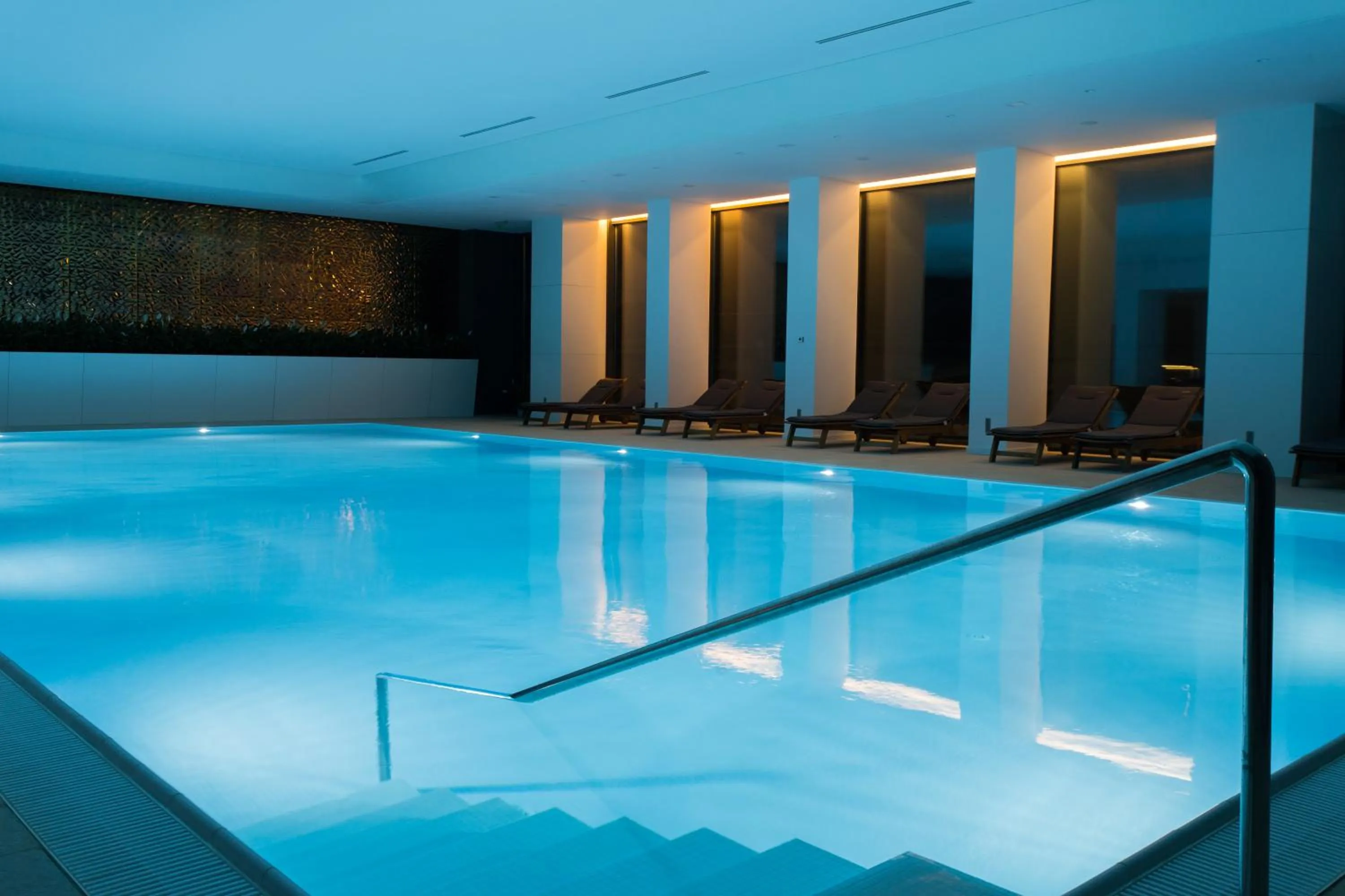 Hot Tub in Hotel International