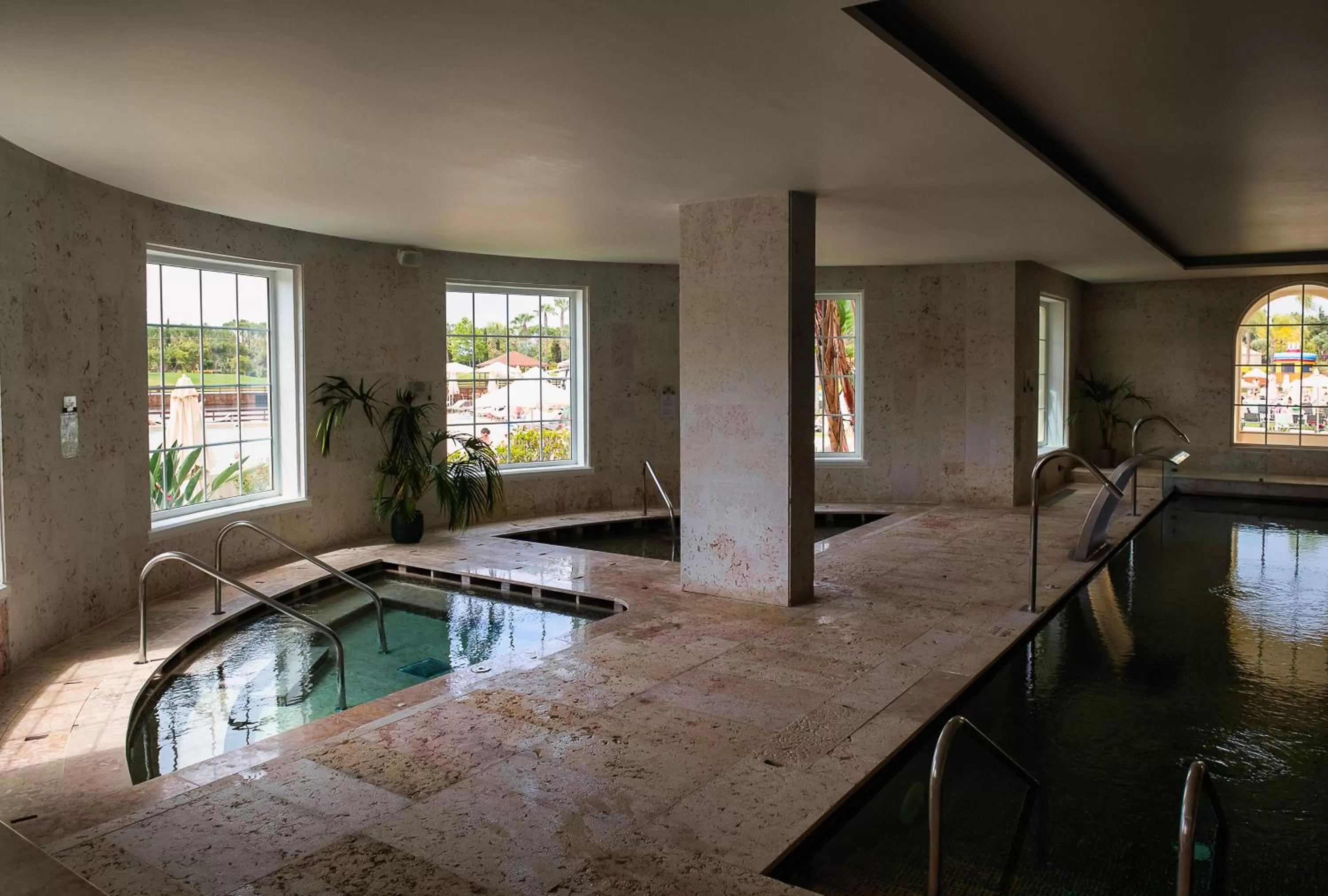 Spa and wellness centre/facilities in Domes Lake Algarve, Autograph Collection