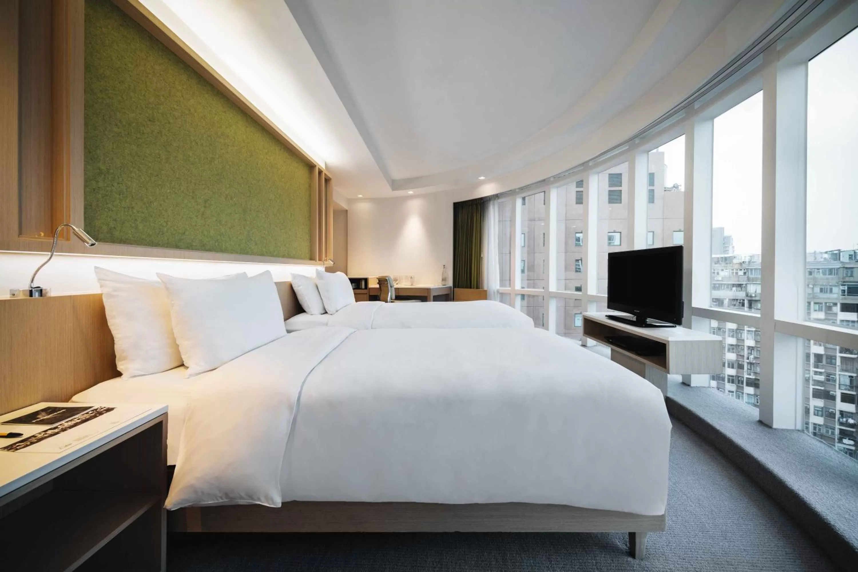 Bedroom, Bed in Eaton HK