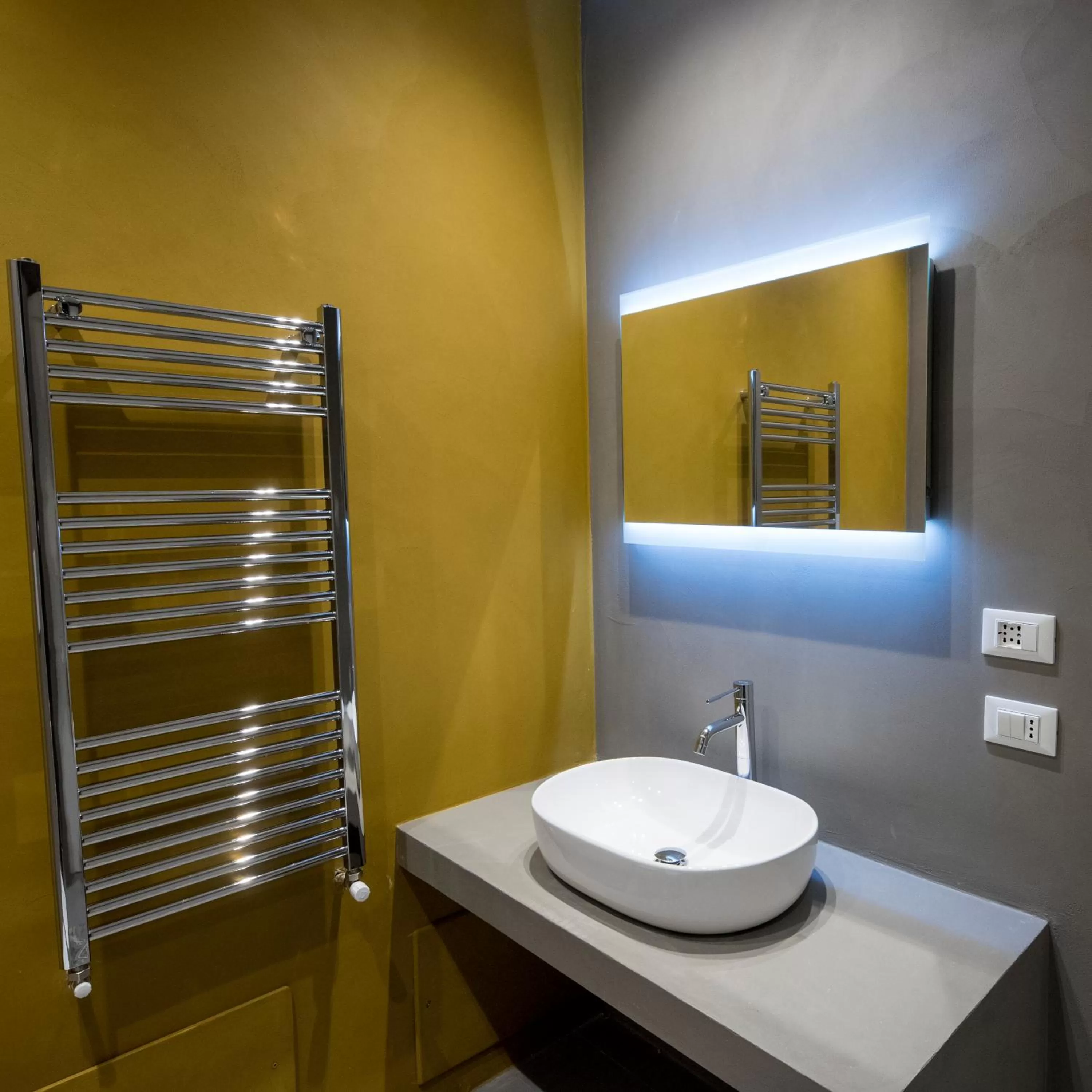 Bathroom in Suite del Ponte Normanno