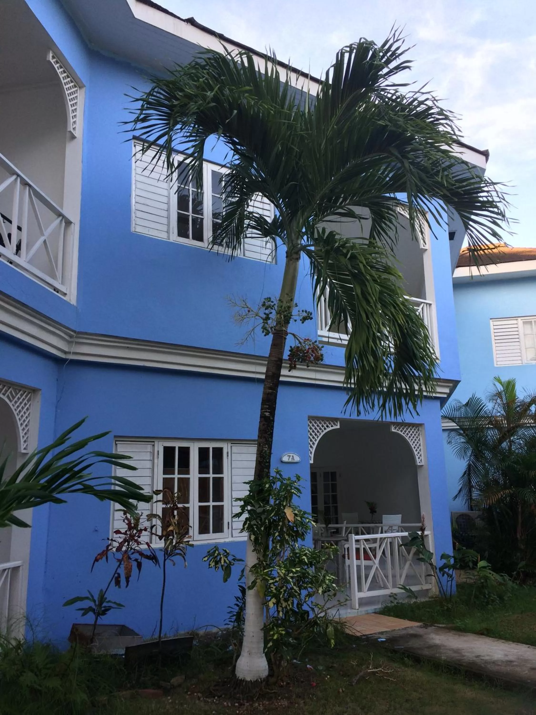 Beachcomber Club Resort