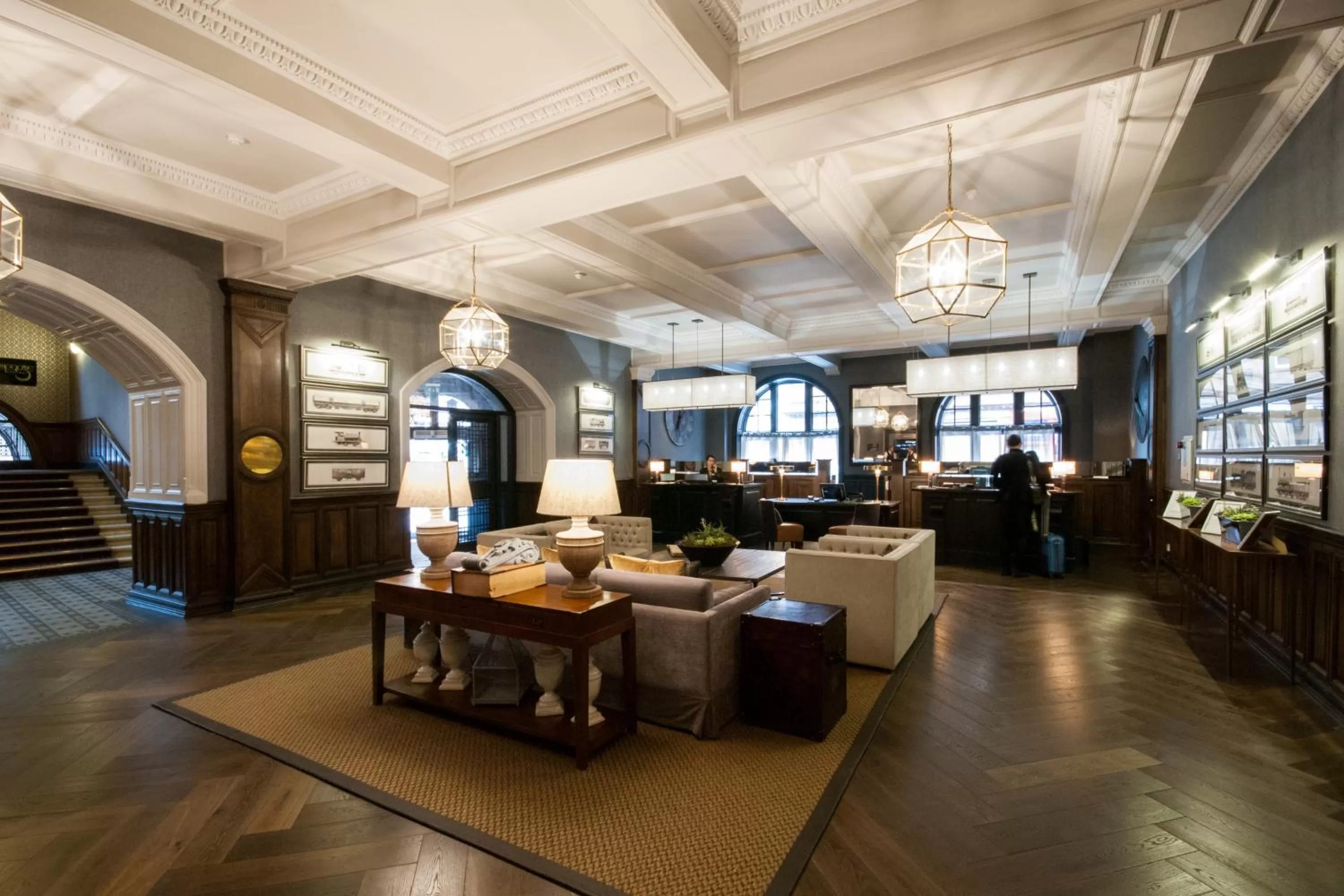 Lobby or reception in voco Grand Central Glasgow by IHG