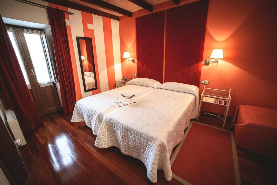 Photo of the whole room, Bed in Posada Cicero