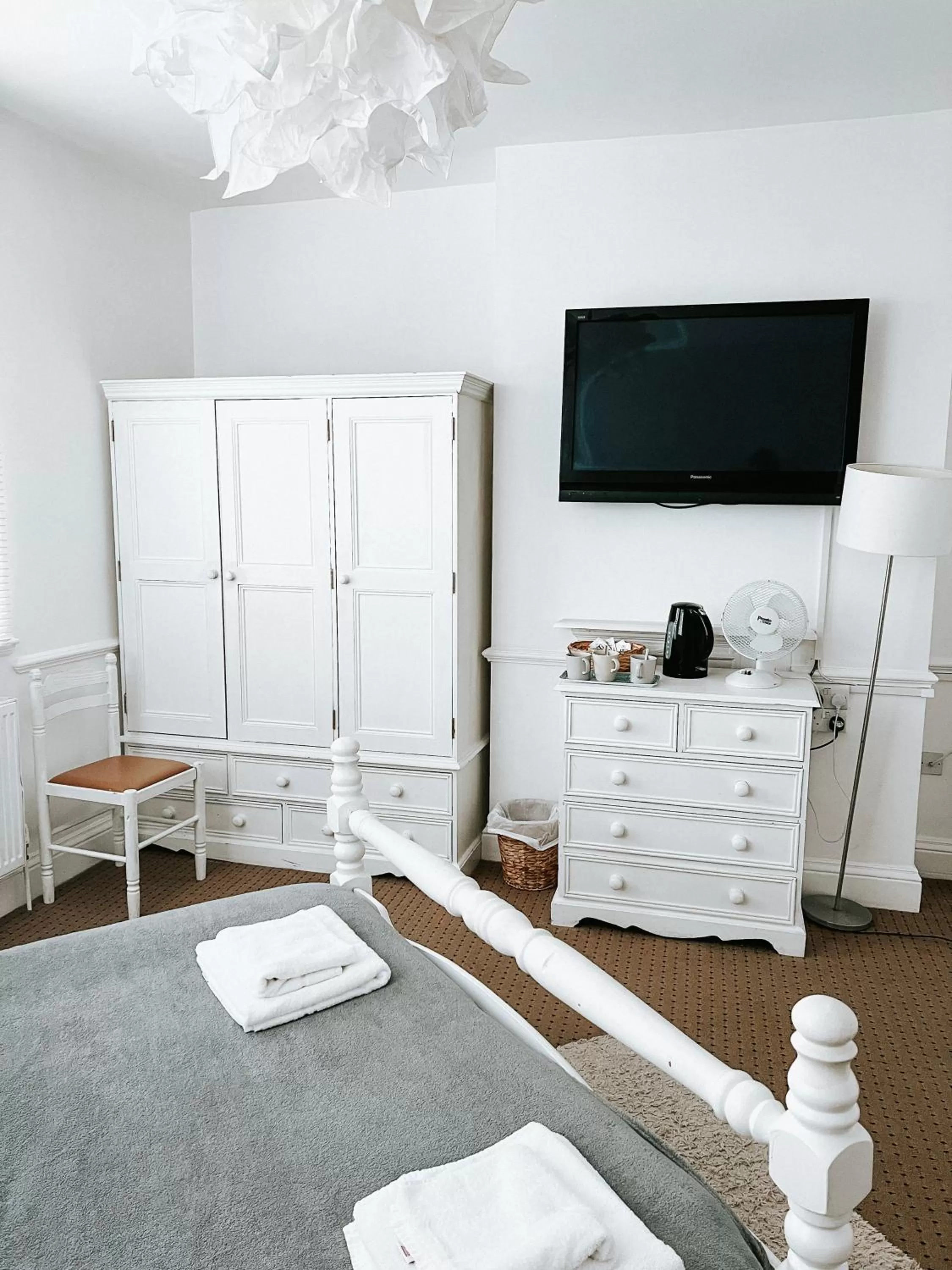 Bed in The Red Lion Inn