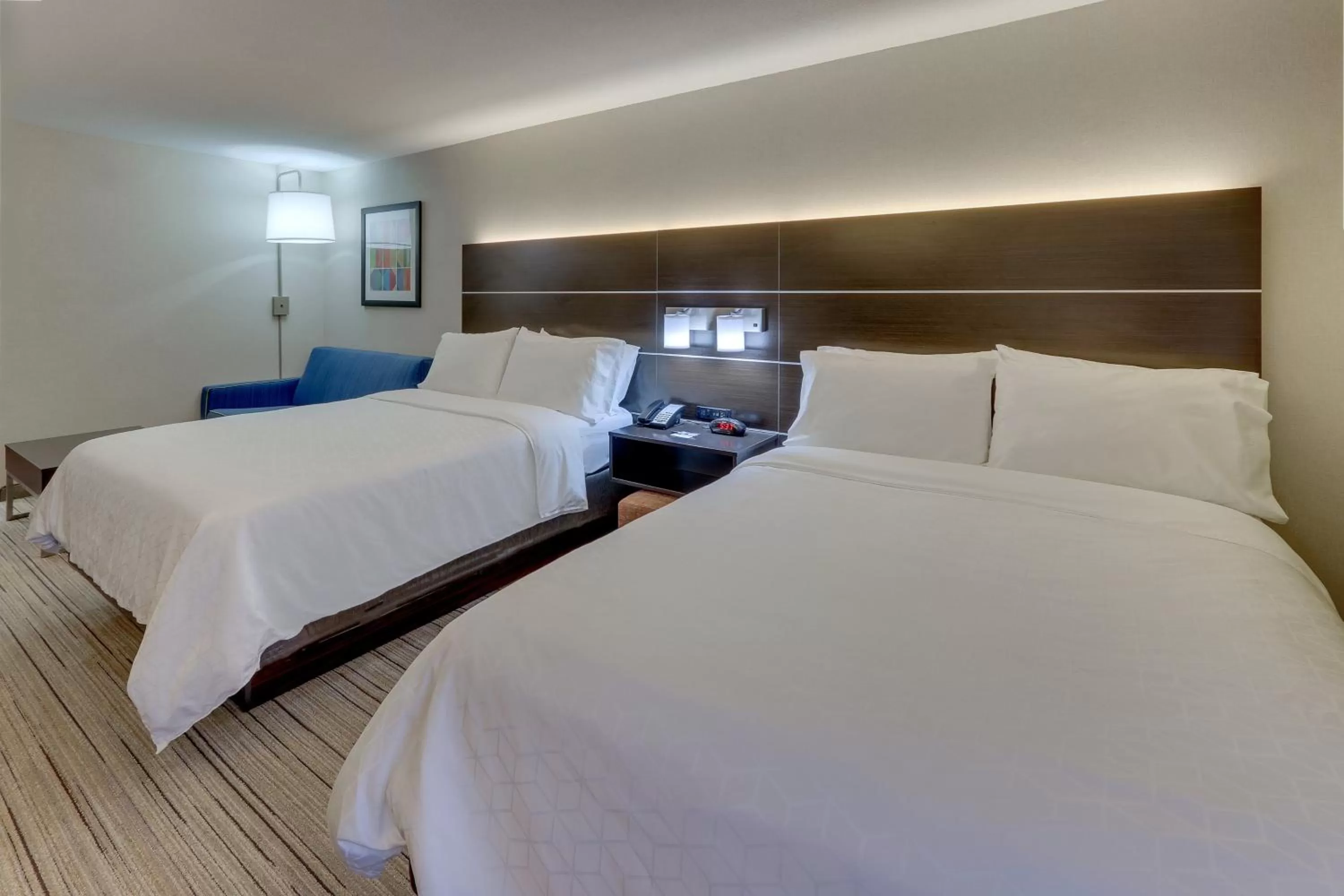 Photo of the whole room, Bed in Holiday Inn Express & Suites Troy by IHG