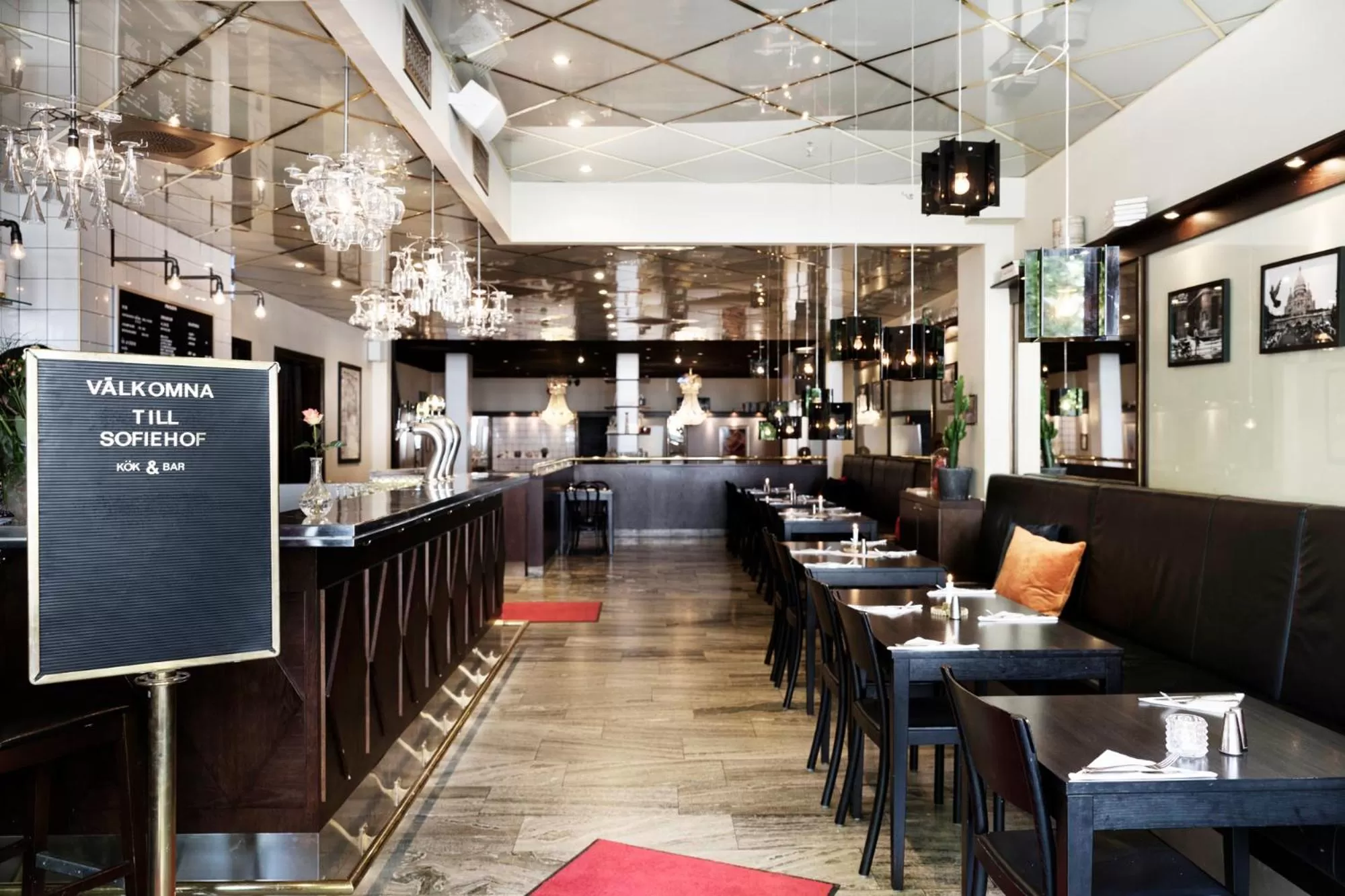 Restaurant/places to eat in ProfilHotels Savoy