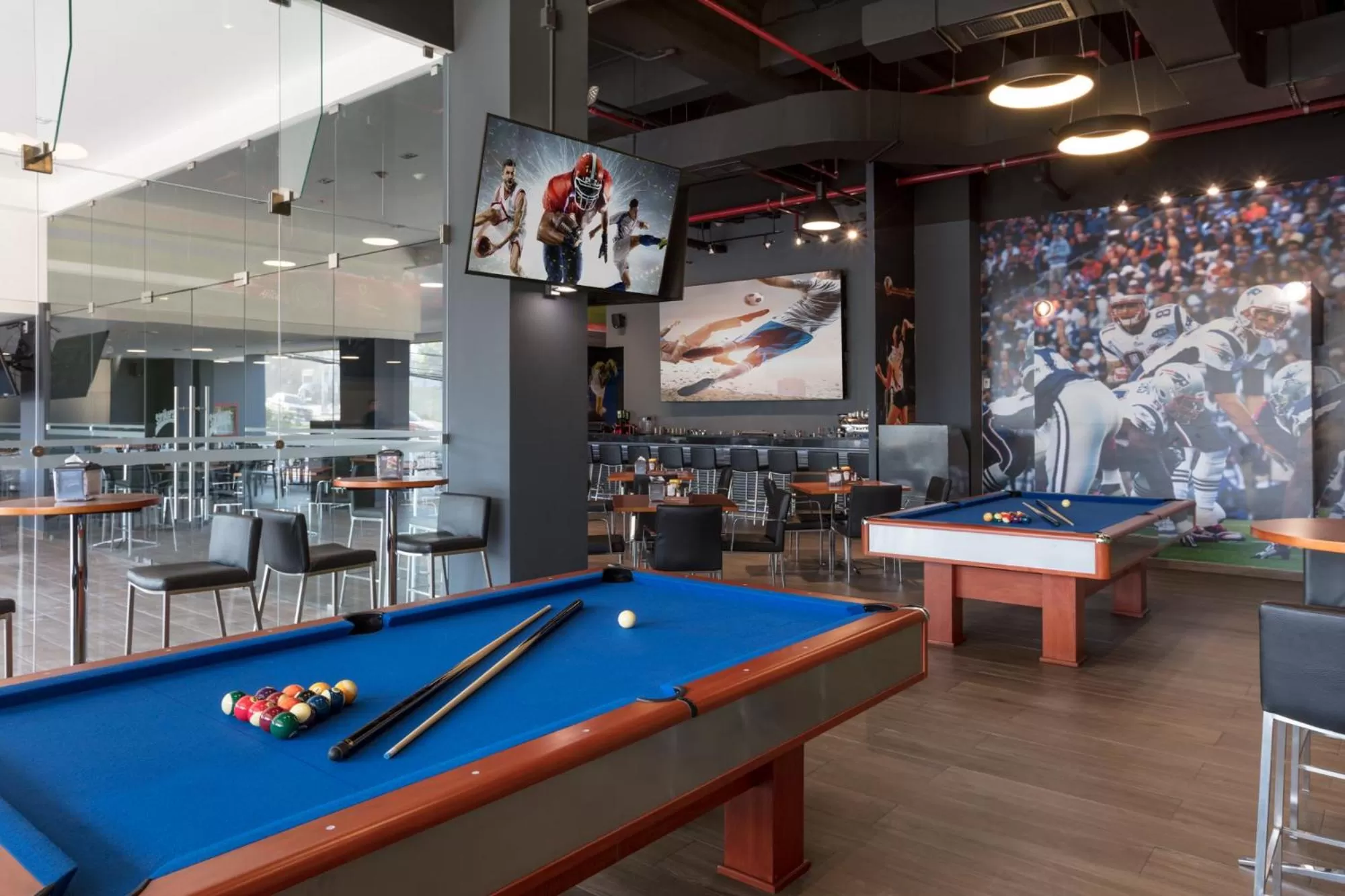 Restaurant/places to eat in Barceló San Salvador