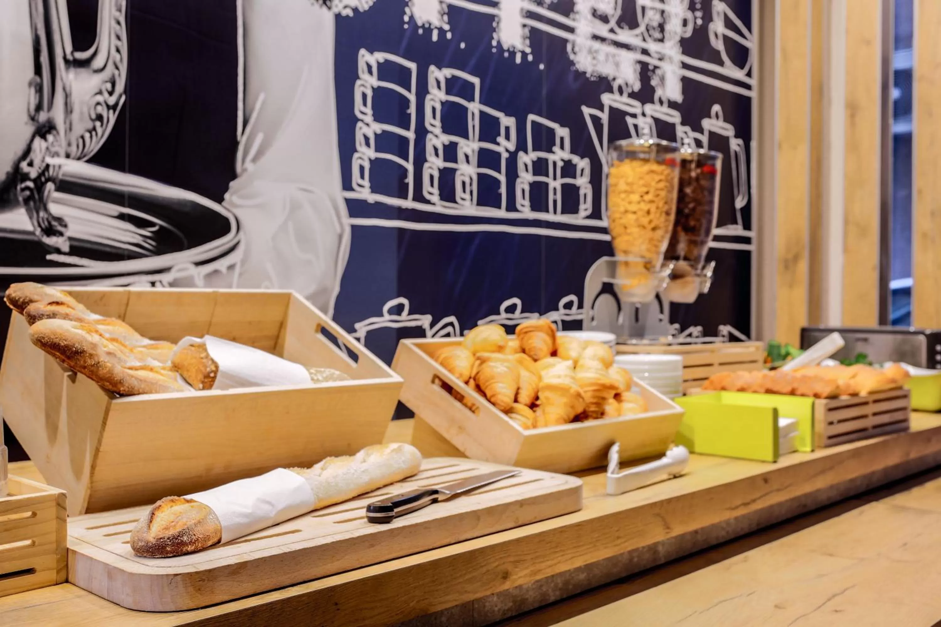 Breakfast in Ibis Budget Albi Centre