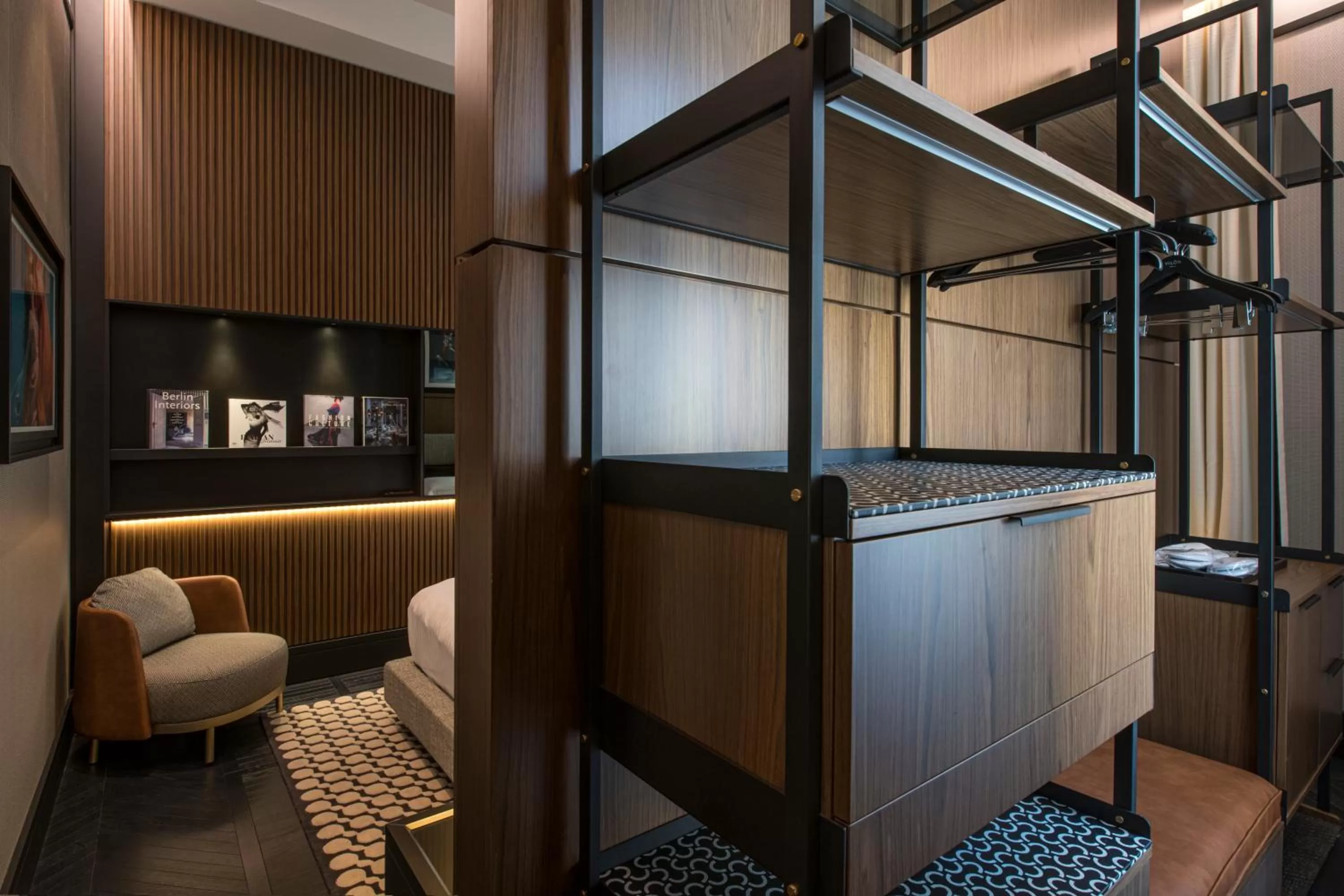 Seating area in Umiltà 36